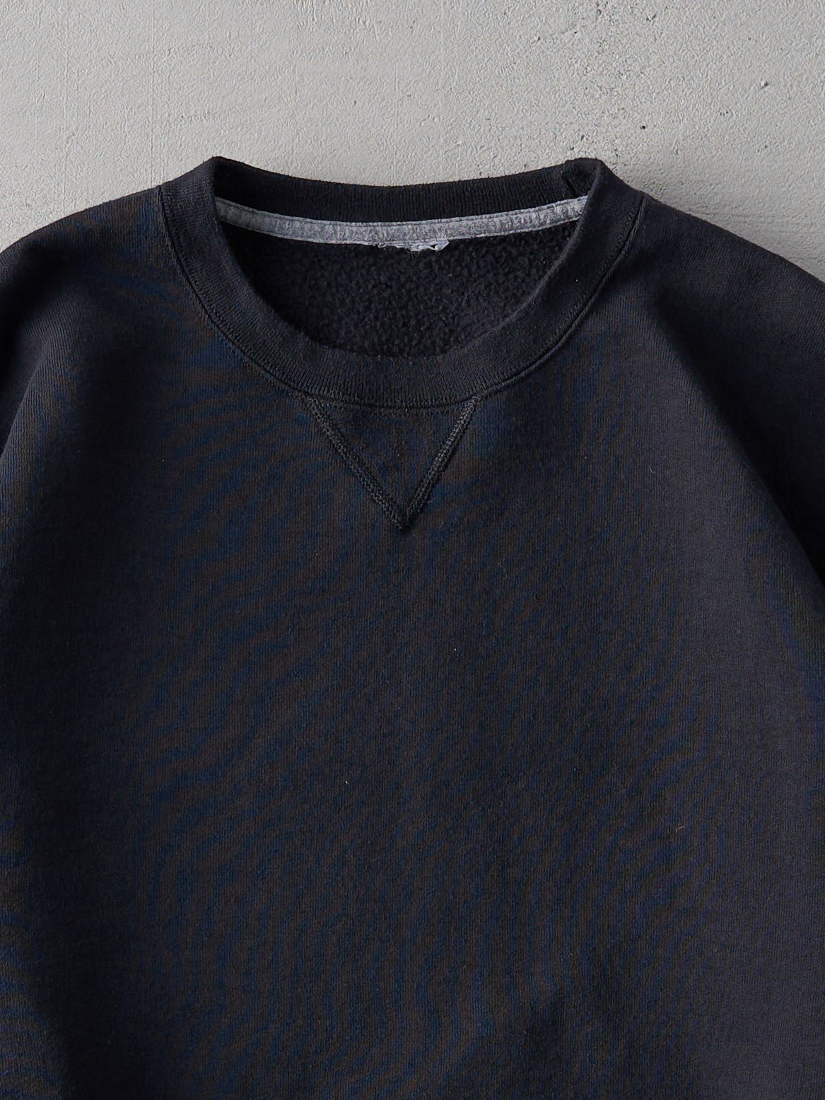Vintage 90s Black Russell Athletics Blank Crewneck (L)
