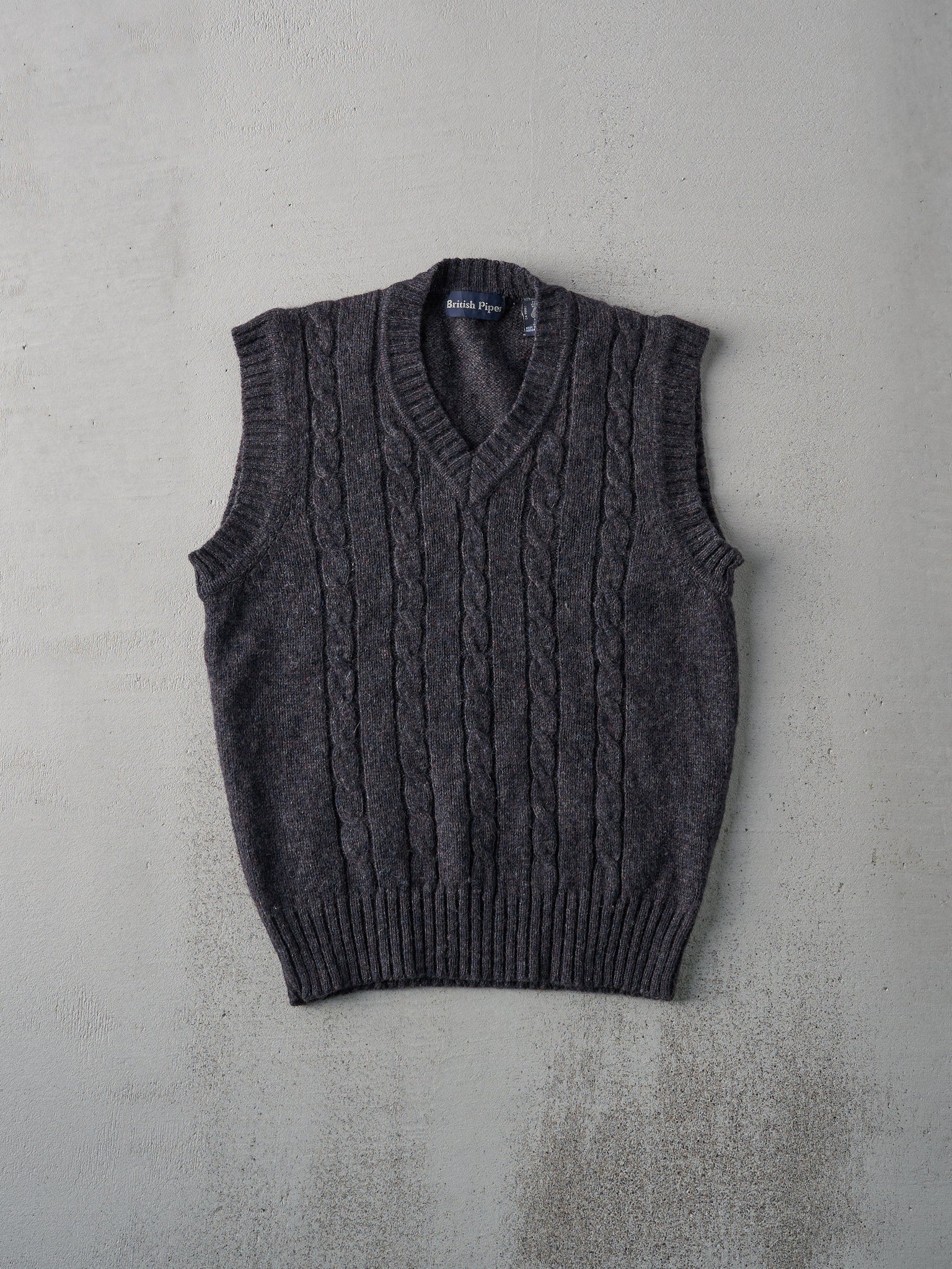 Vintage 90s Charcoal Grey British Piper Knit Sweater Vest (M)