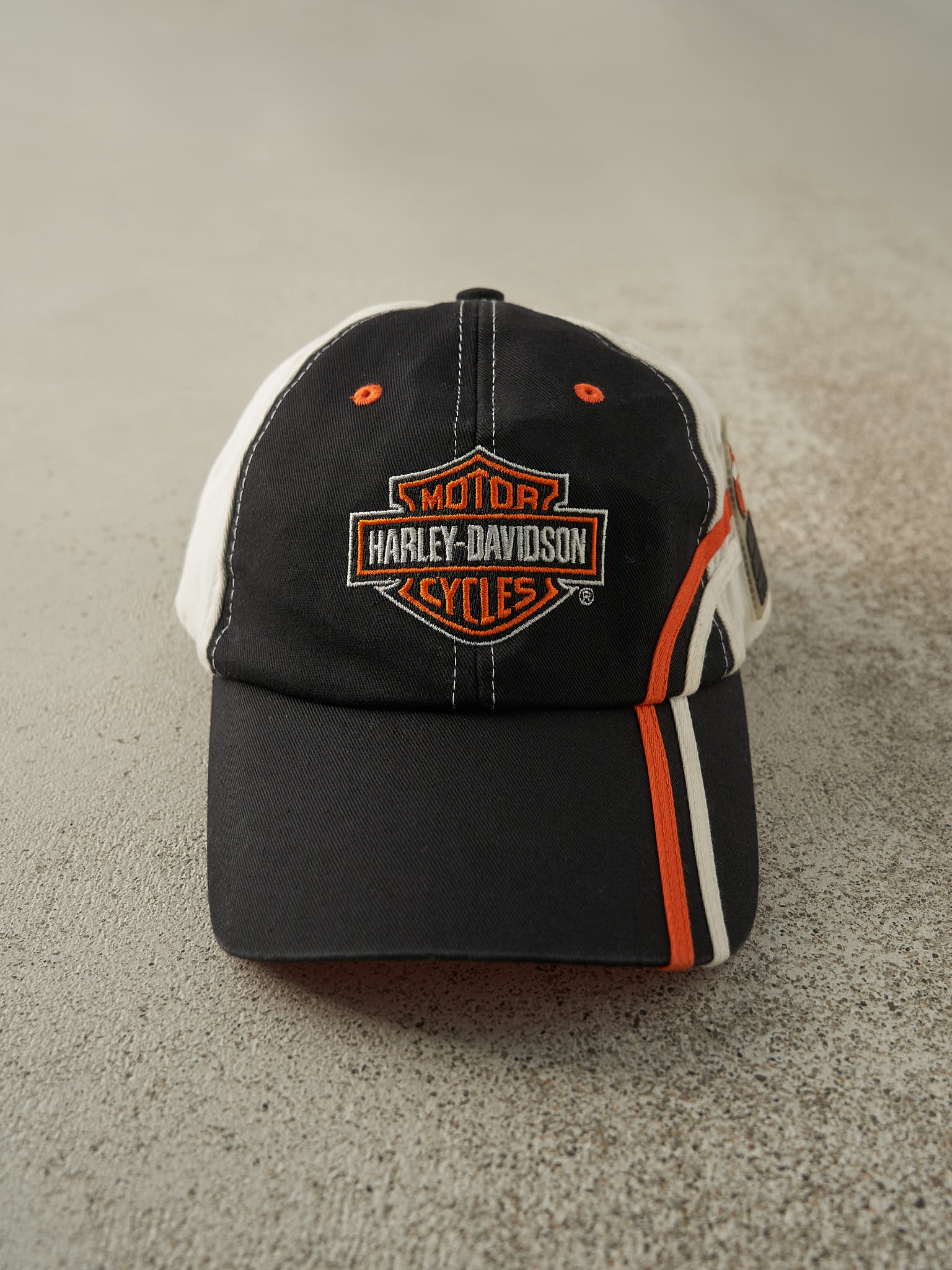 Vintage Y2K Black & White Harley Davidson Embroidered Velcro Hat