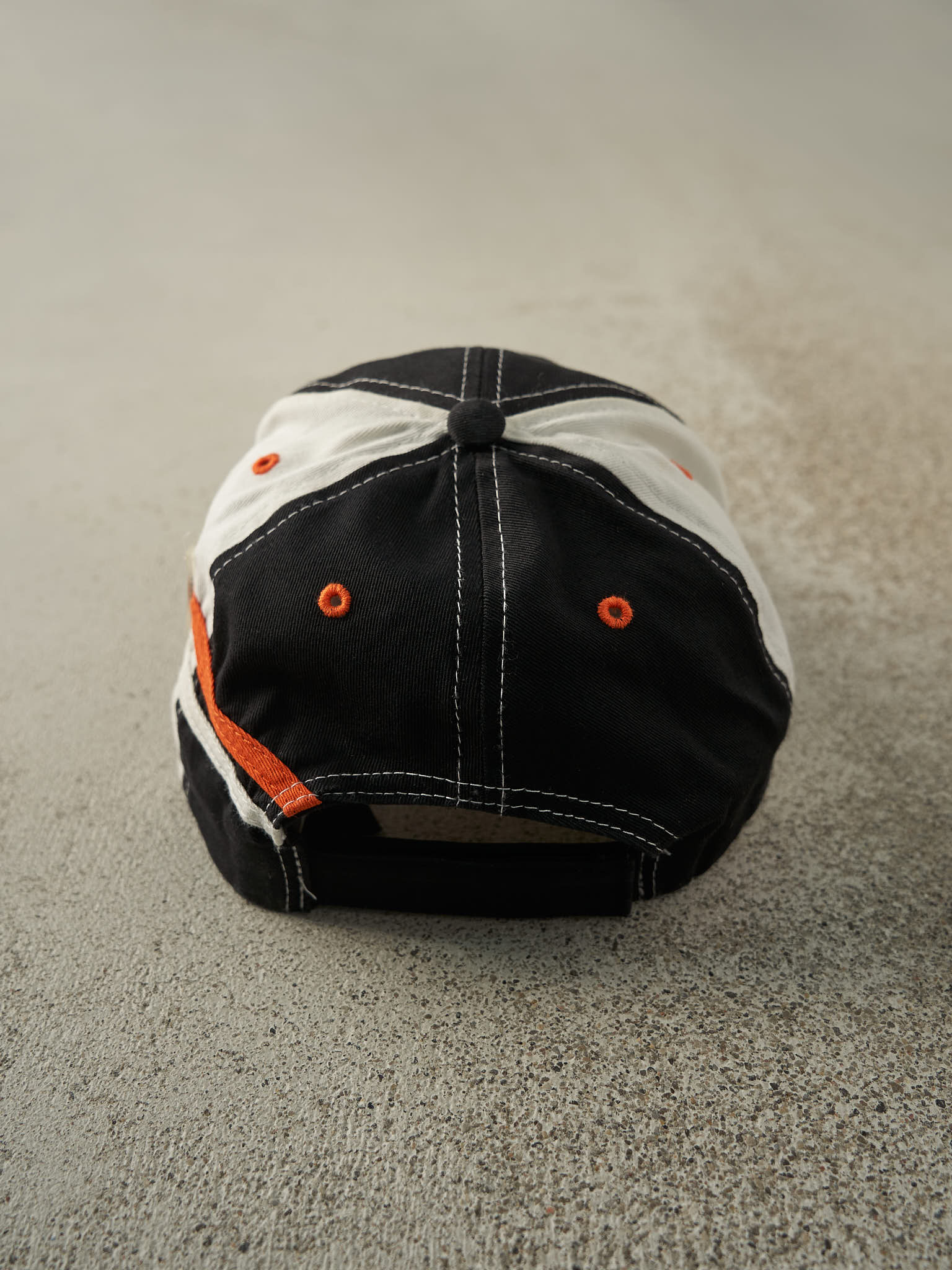 Vintage Y2K Black & White Harley Davidson Embroidered Velcro Hat