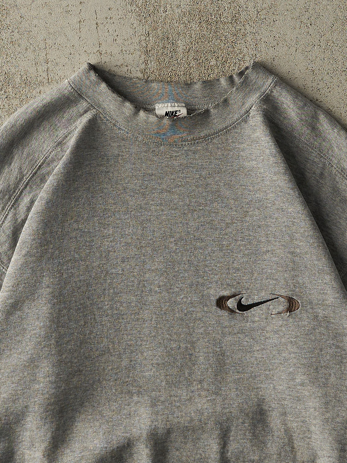 Vintage 90s Grey Nike Embroidered Logo Crewneck (M)