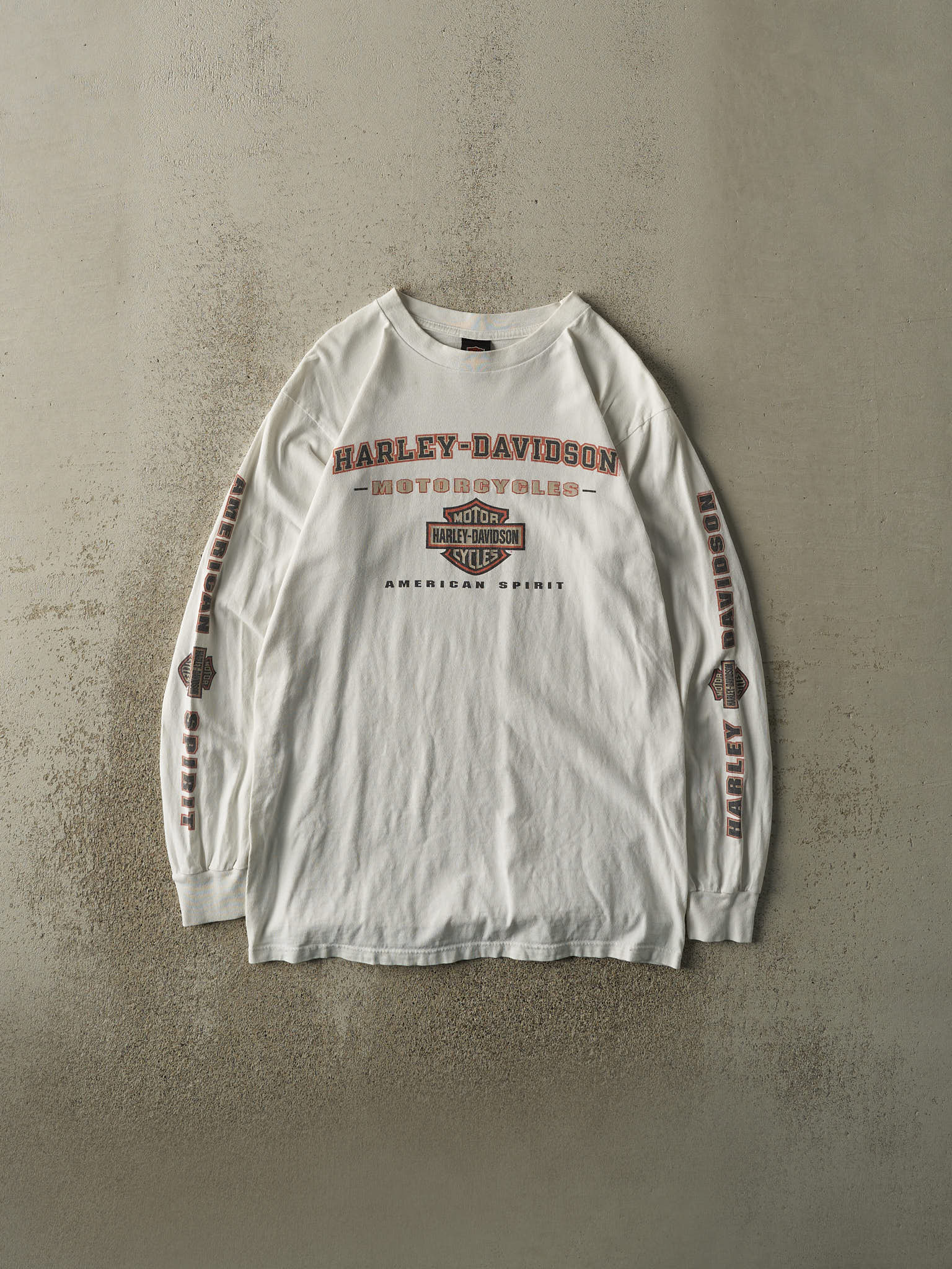 Vintage 00' White Sioux Falls, South Dakota Harley Davidson Long Sleeve (S/M)