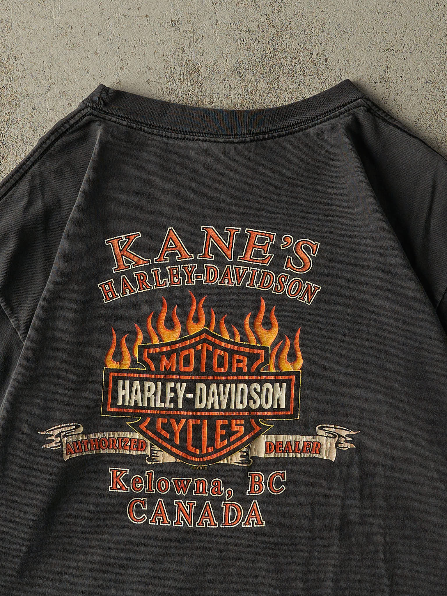 Vintage 02' Faded Black Kelowna BC Harley Davidson Tee (L/XL)