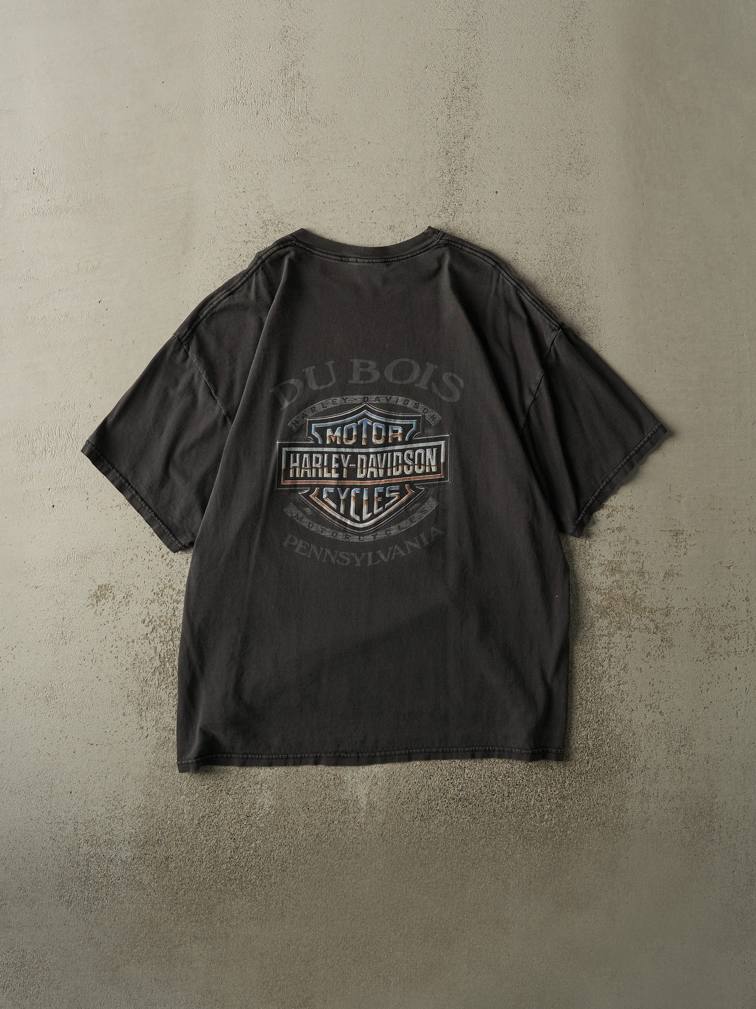 Vintage 01' Faded Black Du Bois, PA Harley Davidson Tee (XL/XXL)