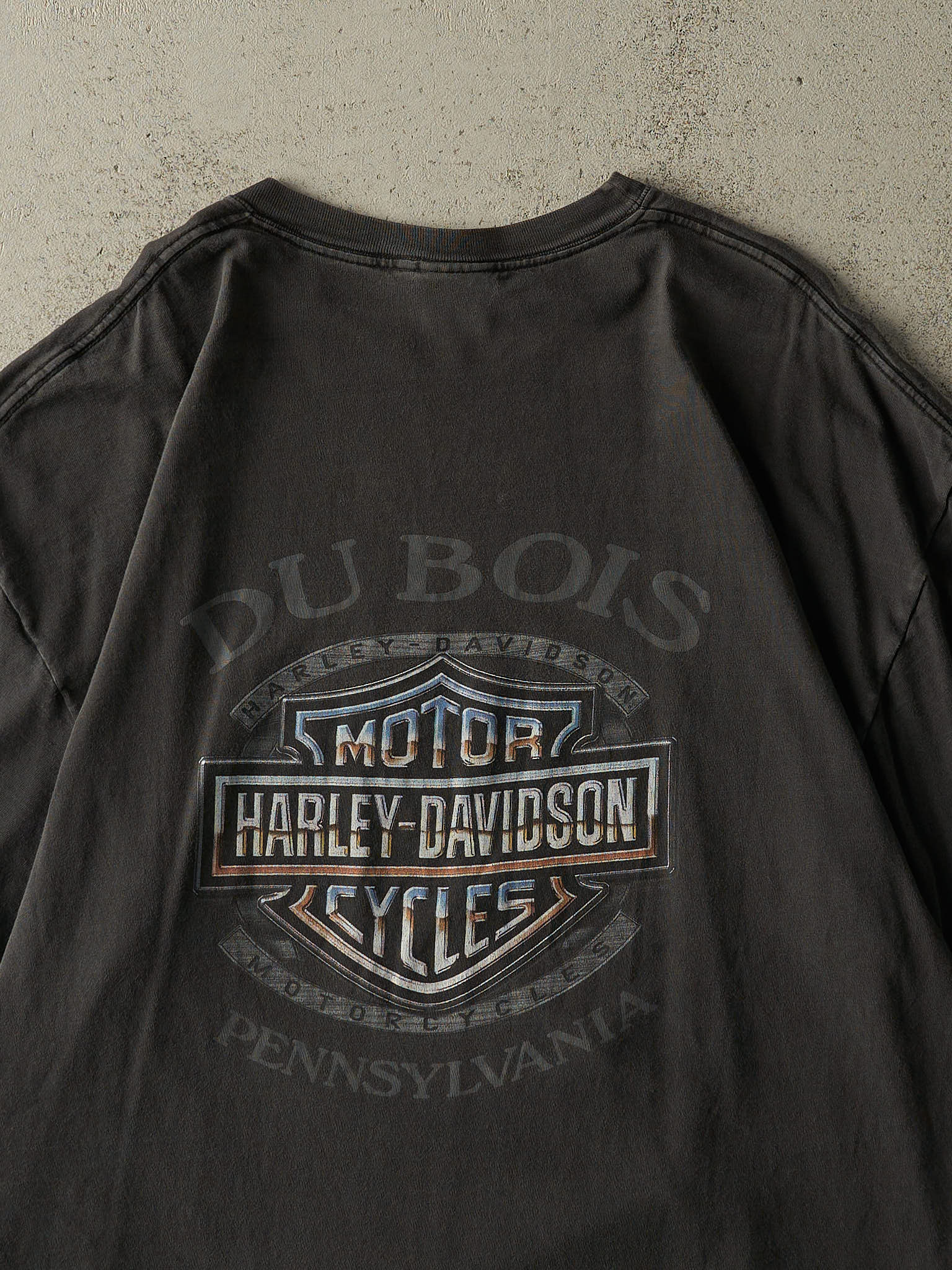 Vintage 01' Faded Black Du Bois, PA Harley Davidson Tee (XL/XXL)