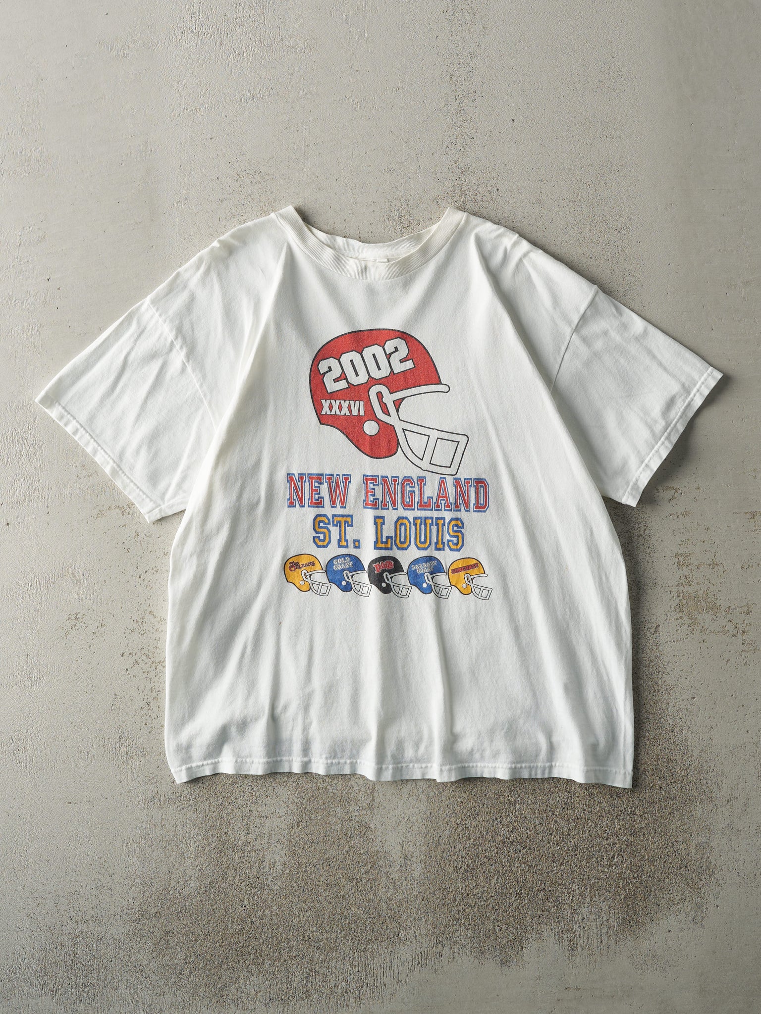 Vintage 02' White New England VS St. Louis Football Tee (L)