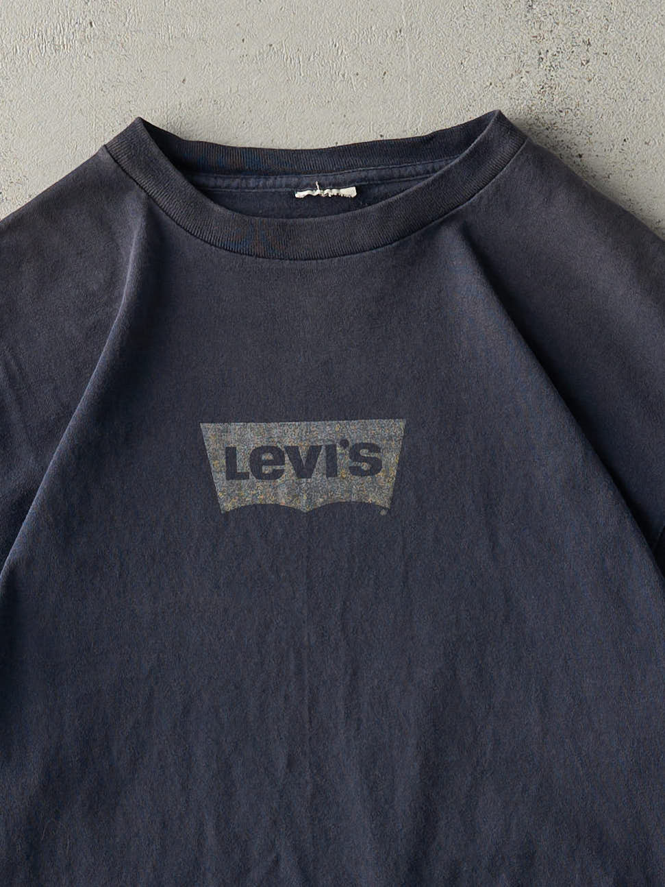 Vintage 90s Navy Blue Levi's Single Stitch Tee (M)