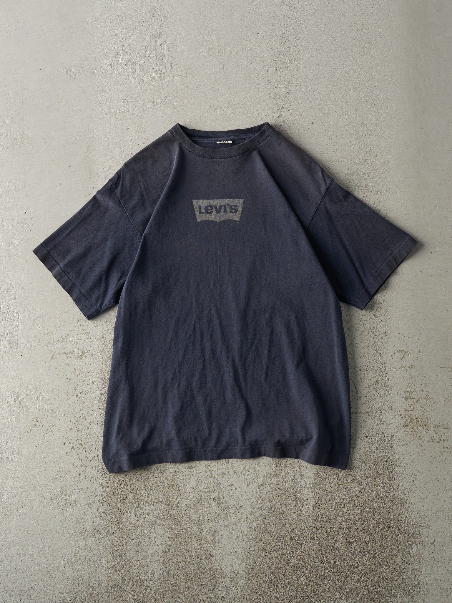 Vintage 90s Navy Blue Levi's Single Stitch Tee (M)