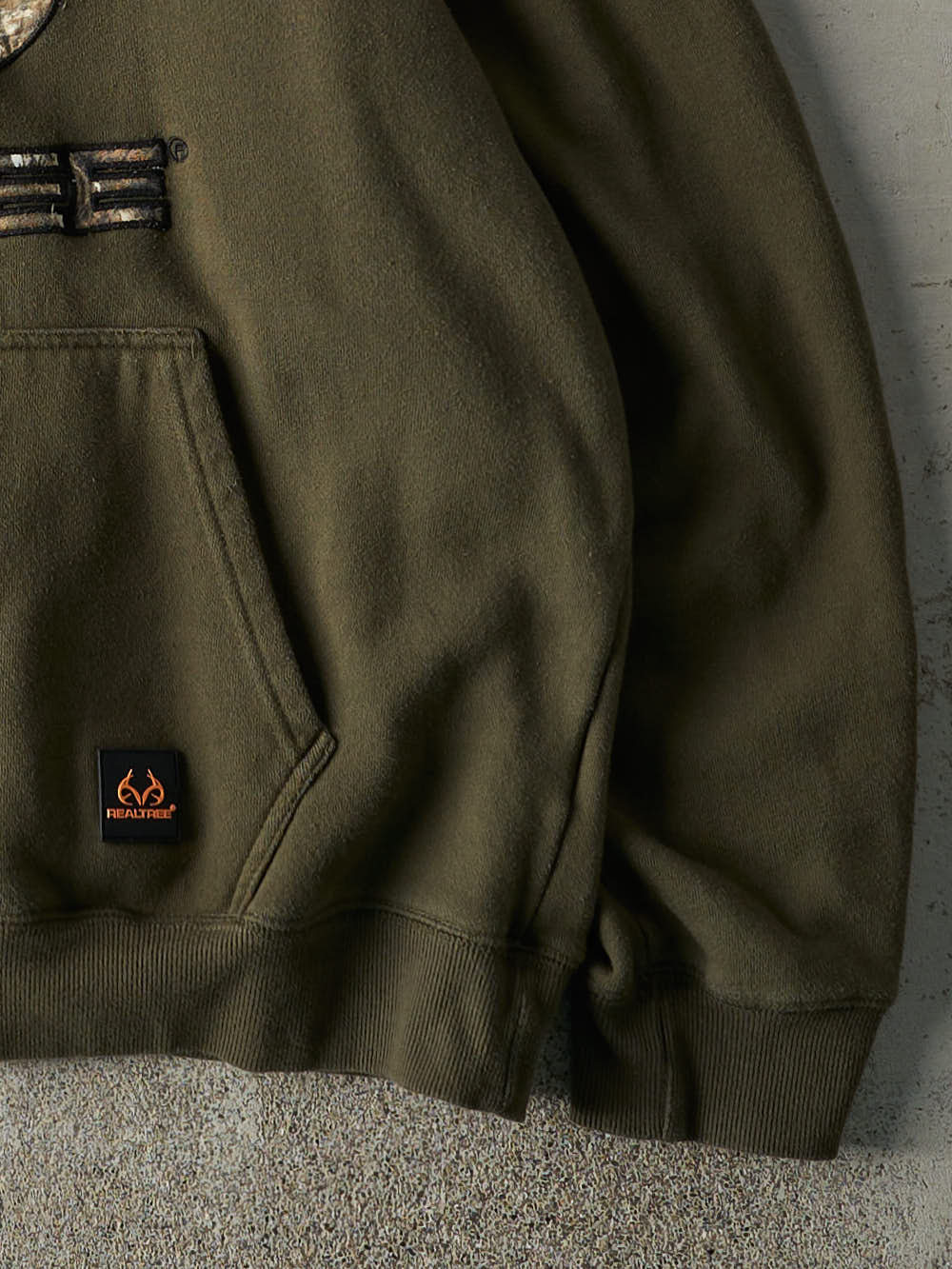 Vintage Y2K Olive Green Realtree Logo Hoodie (L)