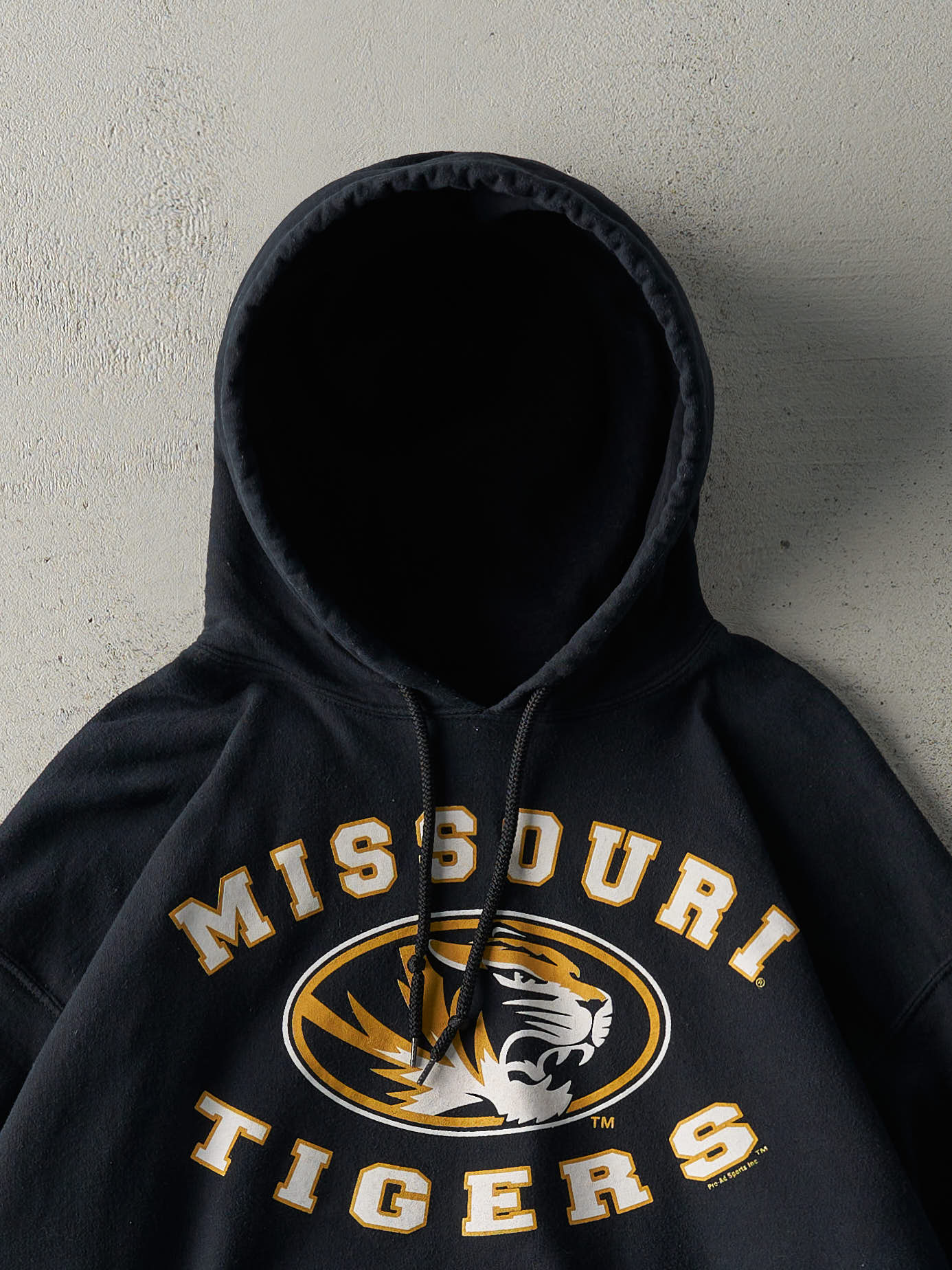 Vintage Y2K Black University of Missouri Tigers Hoodie (L)