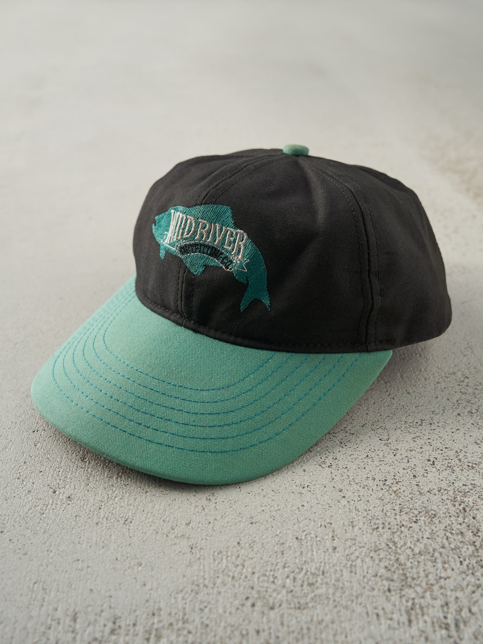 Vintage 90s Black & Green Embroidered Wind River Leather Strap Back Hat