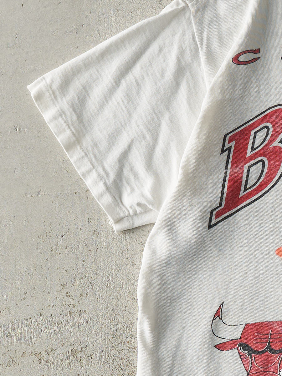 Vintage 90s White Chicago Bulls Single Stitch Tee (M)