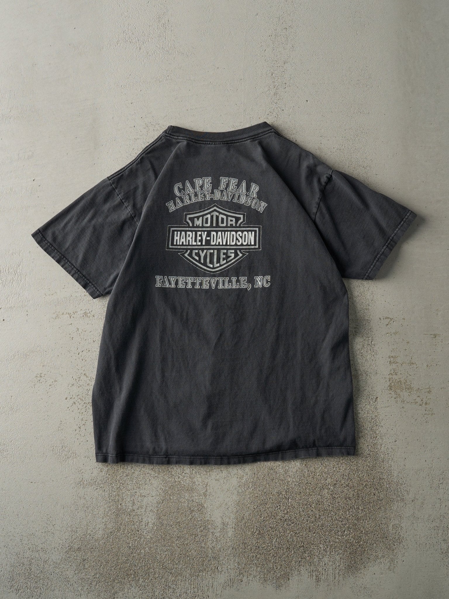 Vintage 01' Faded Black Fayetteville North Carolina Harley Davidson Tee (M)