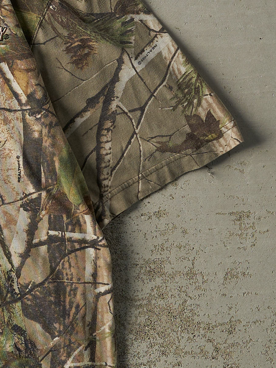 Vintage Y2K Camo Rocky x Realtree Embroidered Tee (M/L)