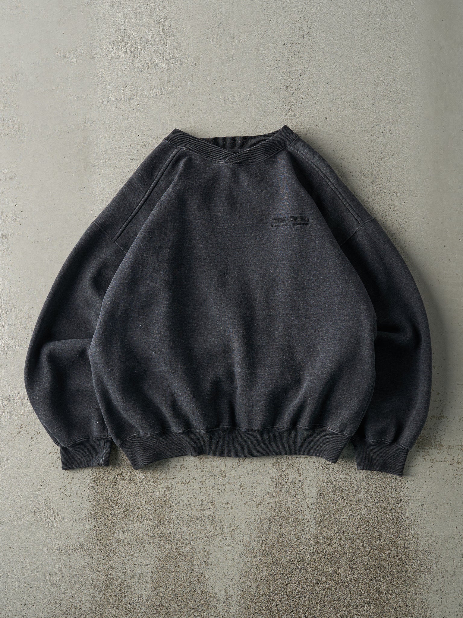 Vintage 90s Charcoal Grey Embroidered Boulder Ridge Boxy Crewneck (M/L)