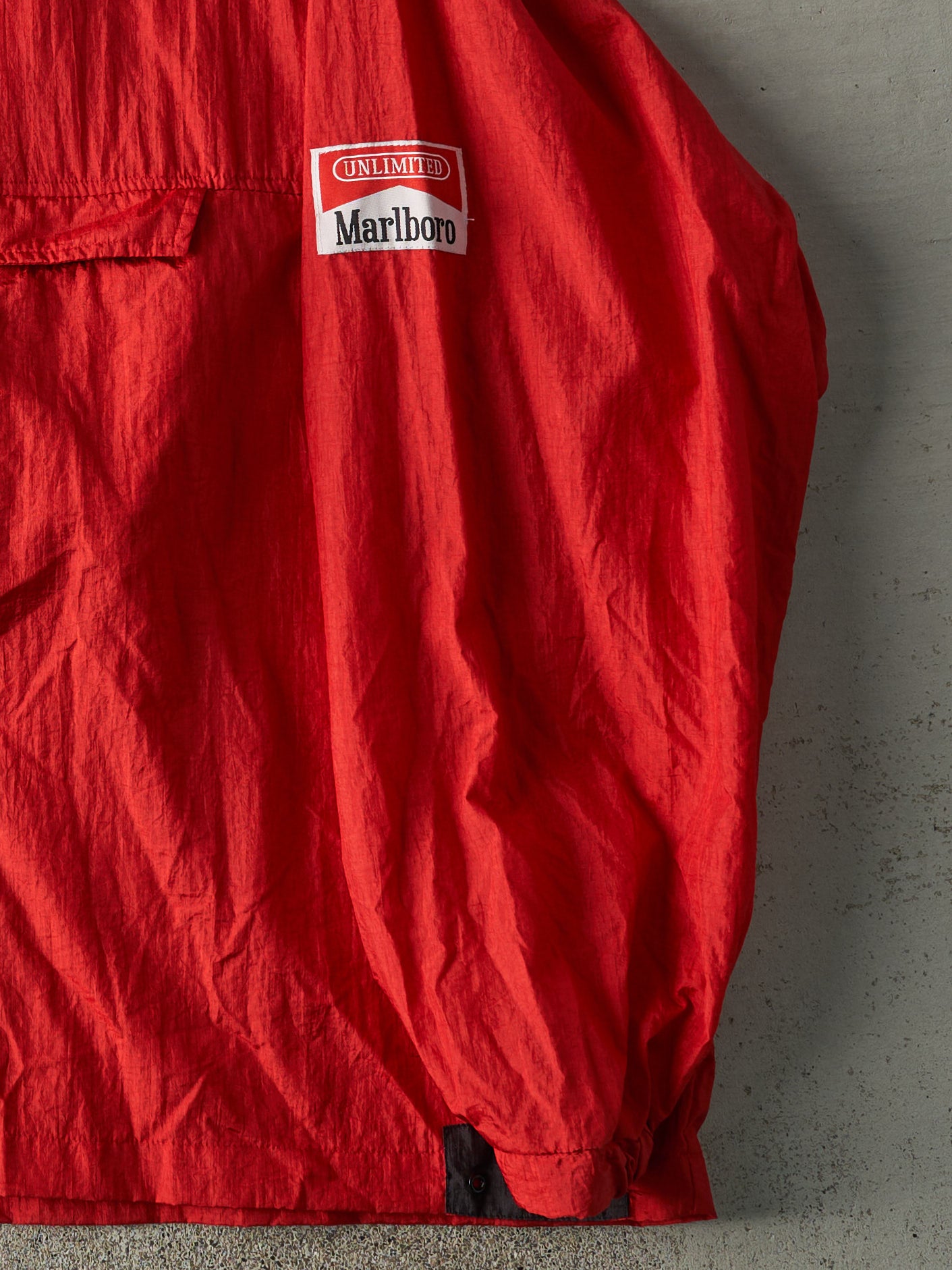 Vintage 90s Red Marlboro Windbreaker Jacket (XL)