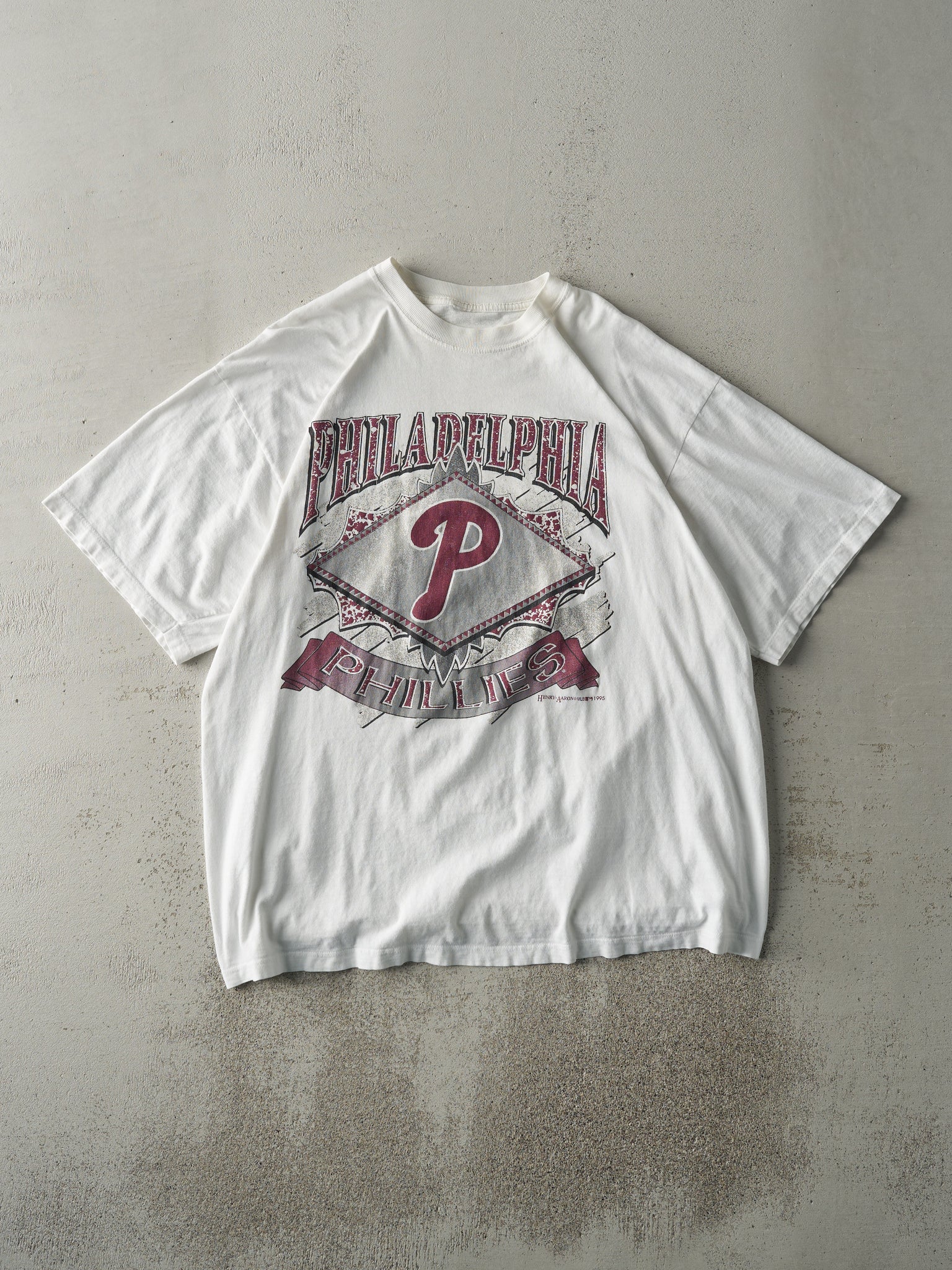 Vintage 95' White Philadelphia Phillies MLB Tee (L)