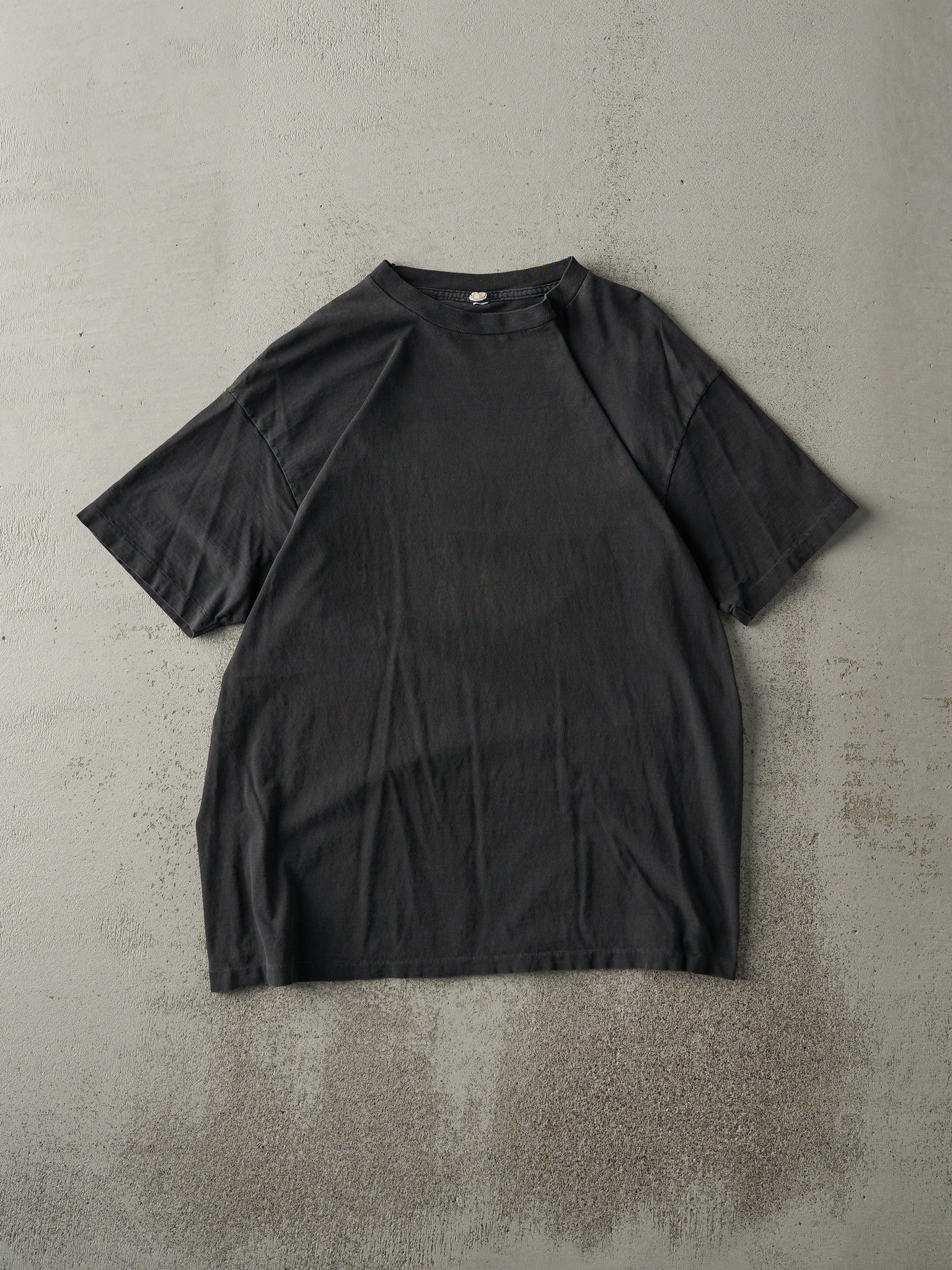 Vintage 90s Faded Black Blank Single Stitch Tee (M)