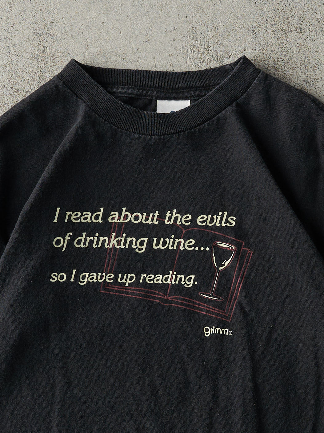 Vintage Y2K Black "Gave Up Reading" Tee (S)