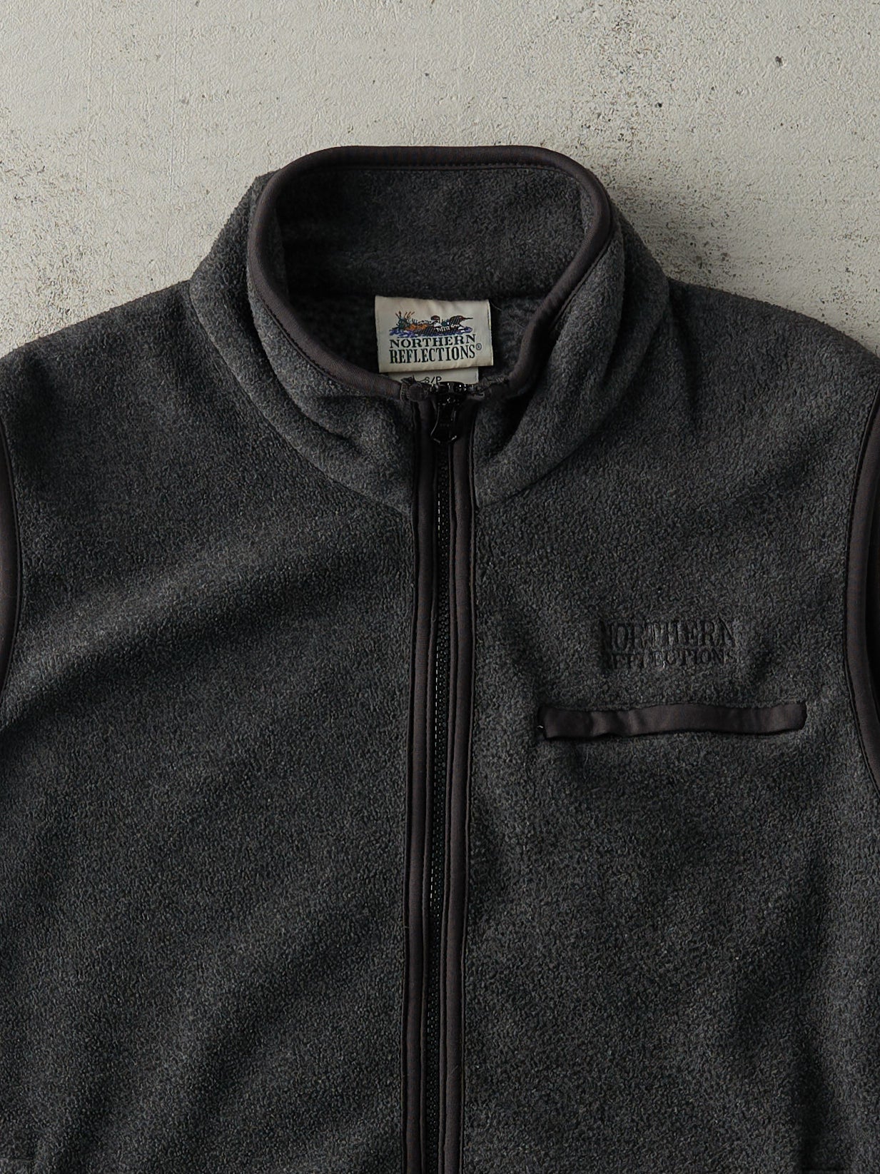 Vintage 90s Charcoal Grey Embroidered Northern Reflections Fleece Vest (S)