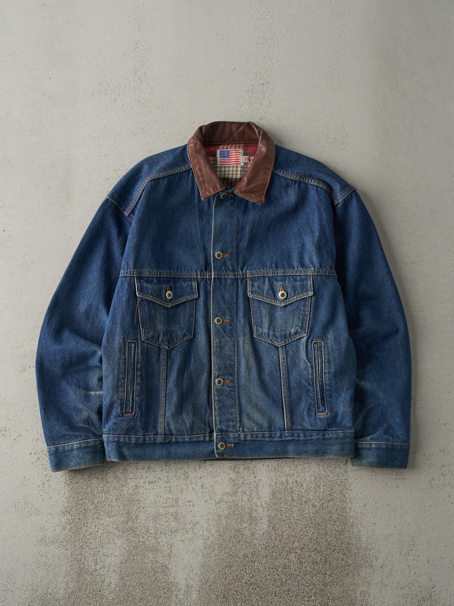 Vintage 90s Dark Wash Denim Jacket (M)