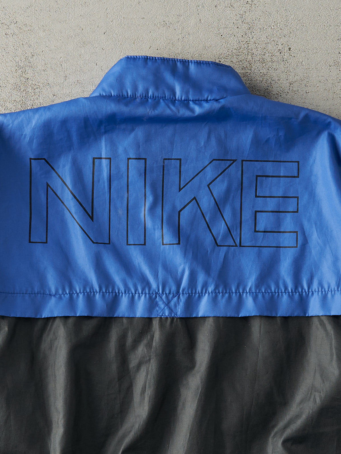 Vintage 90s Blue & Black Nike Windbreaker Jacket (L)