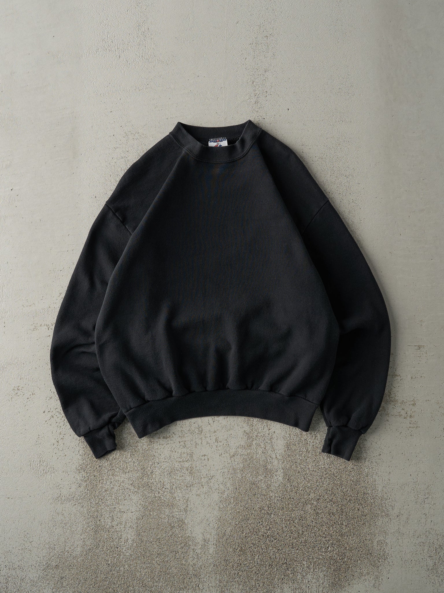 Vintage Y2K Black Blank Crewneck (M)