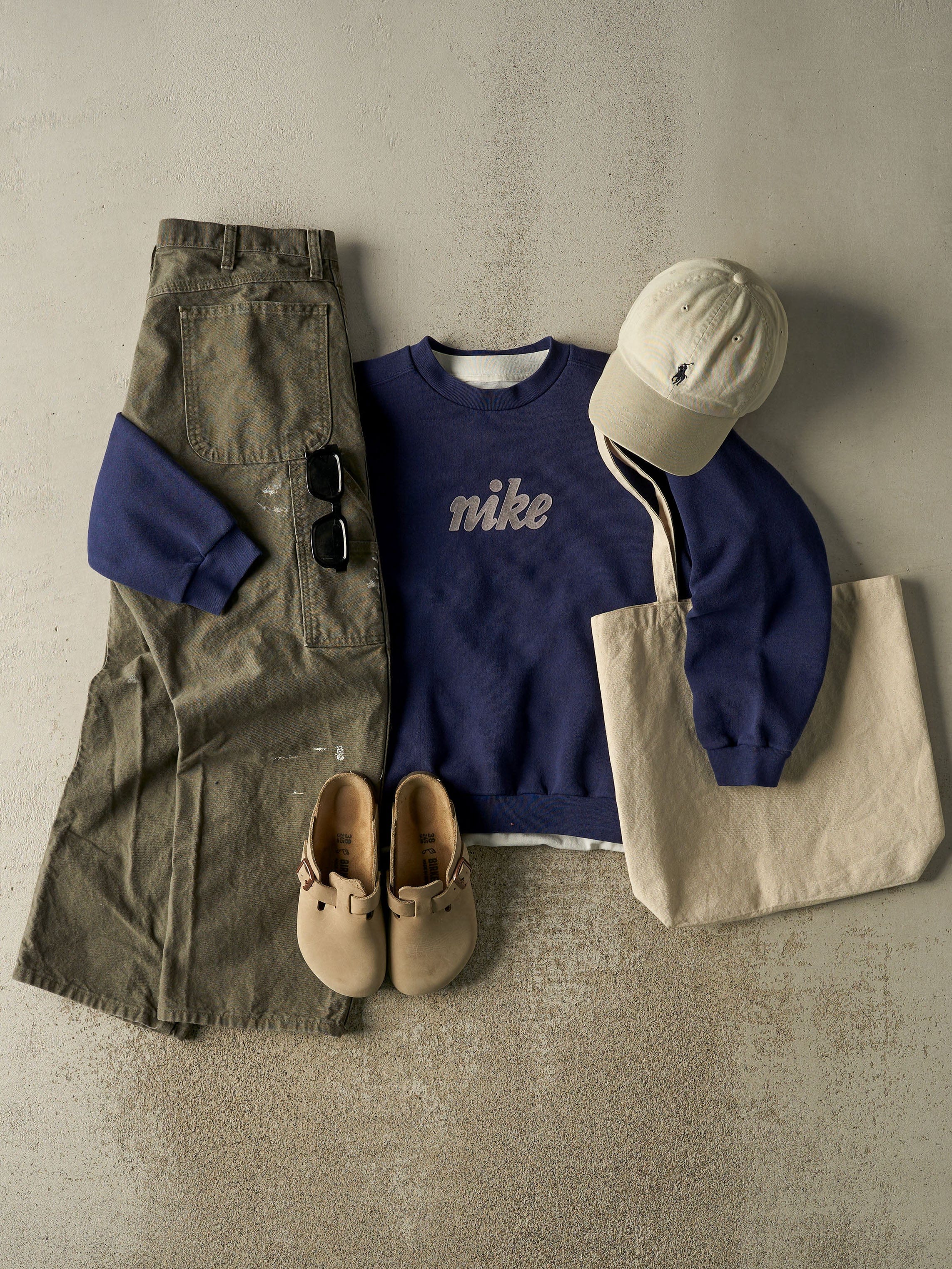 Vintage 90s Navy Blue Nike Crewneck (XS/S)