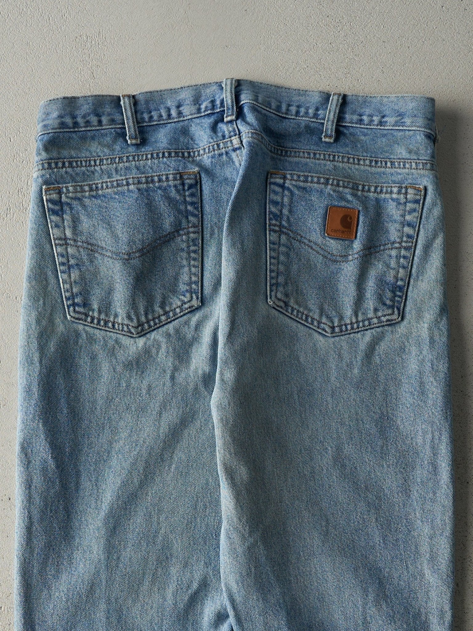 Vintage 90s Light Wash Carhartt Traditional Fit Jeans (34x28.5)