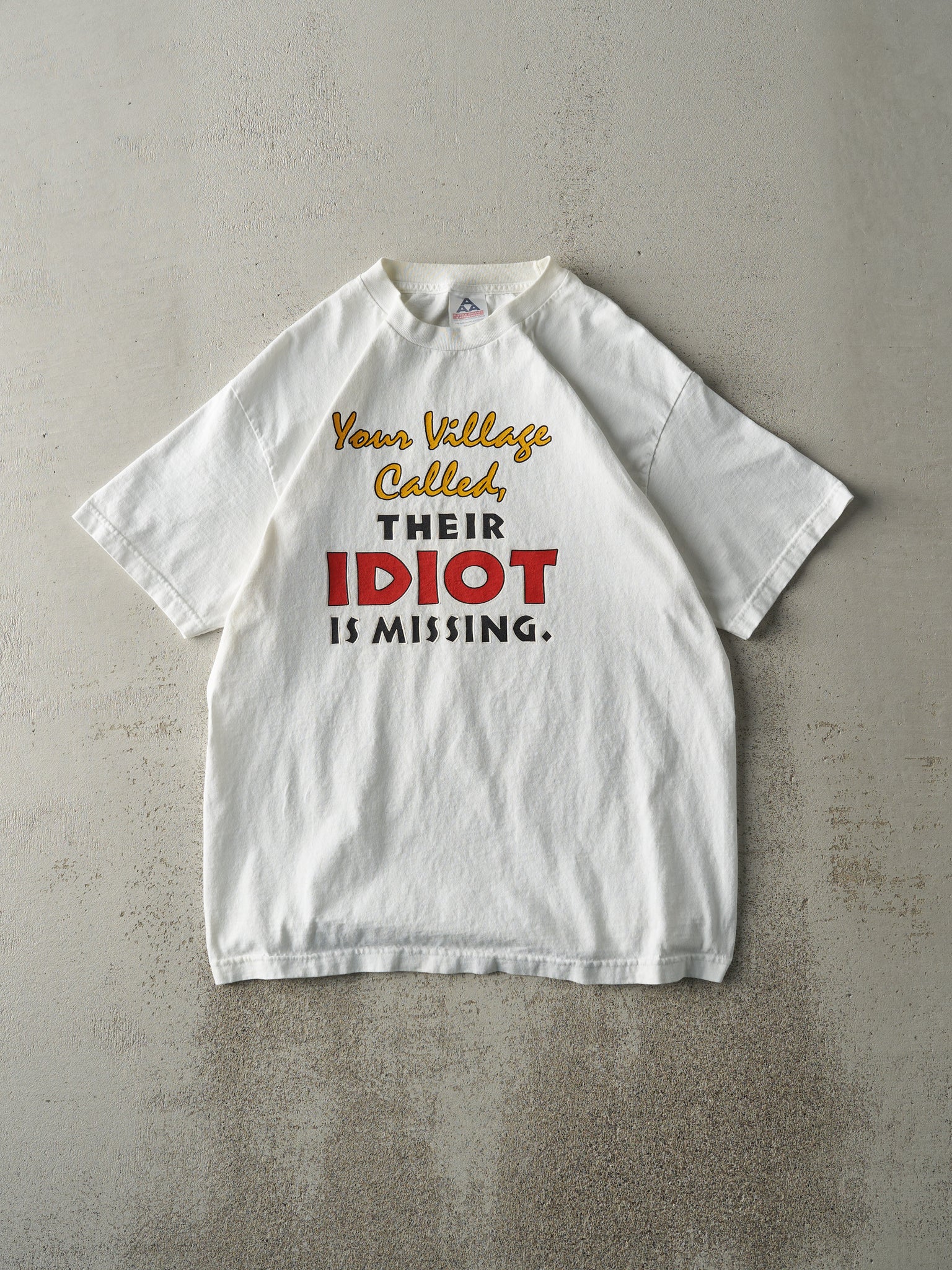 Vintage Y2K White Village Idiot Slogan Tee (M)