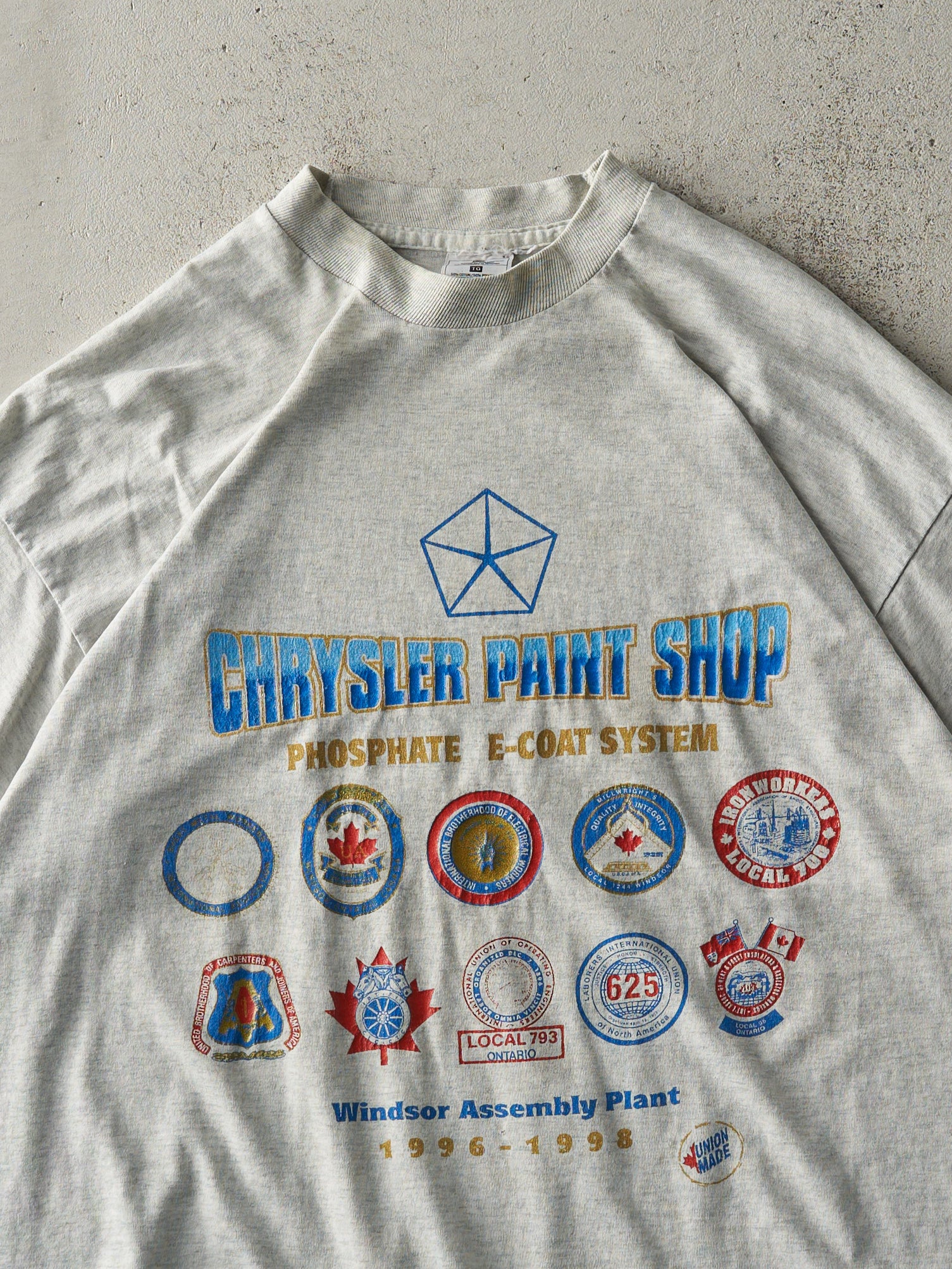 Vintage 90s Heather Grey Chrysler Paint Shop Single Stitch Tee (M/L)