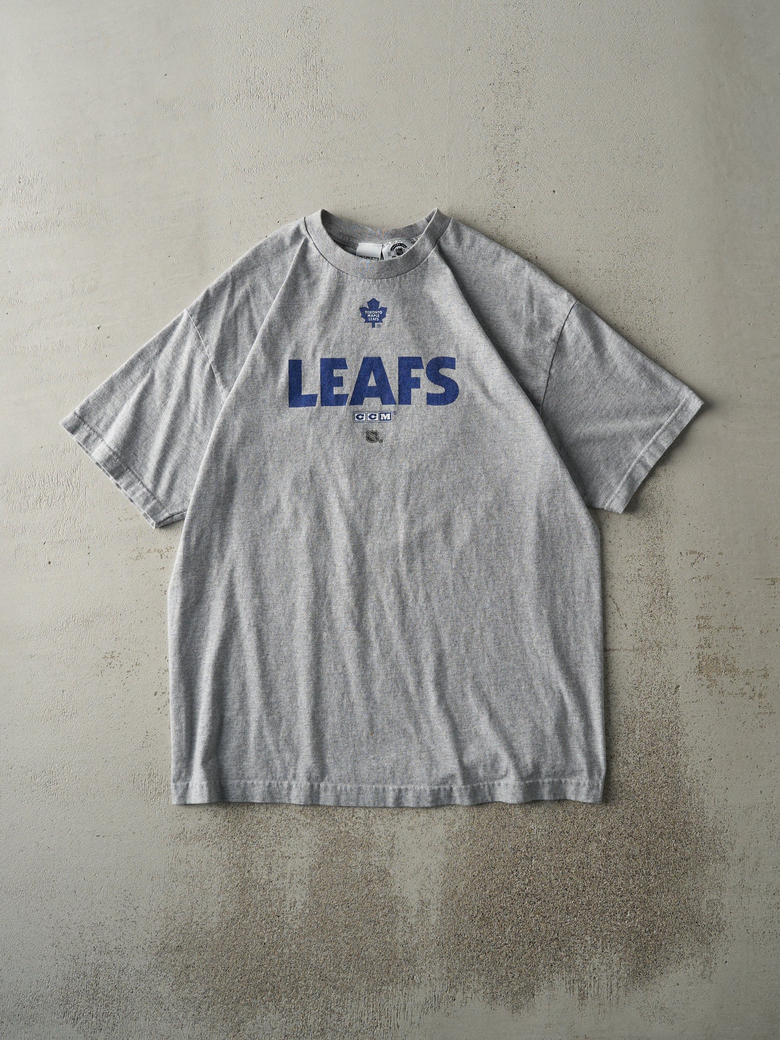 Vintage Y2K Grey Toronto Maple Leafs Tee (M/L)