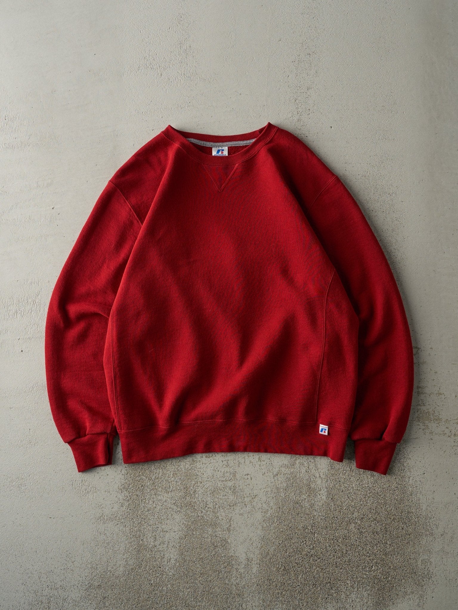 Vintage Y2K Cardinal Red Blank Russell Athletic Crewneck (L)