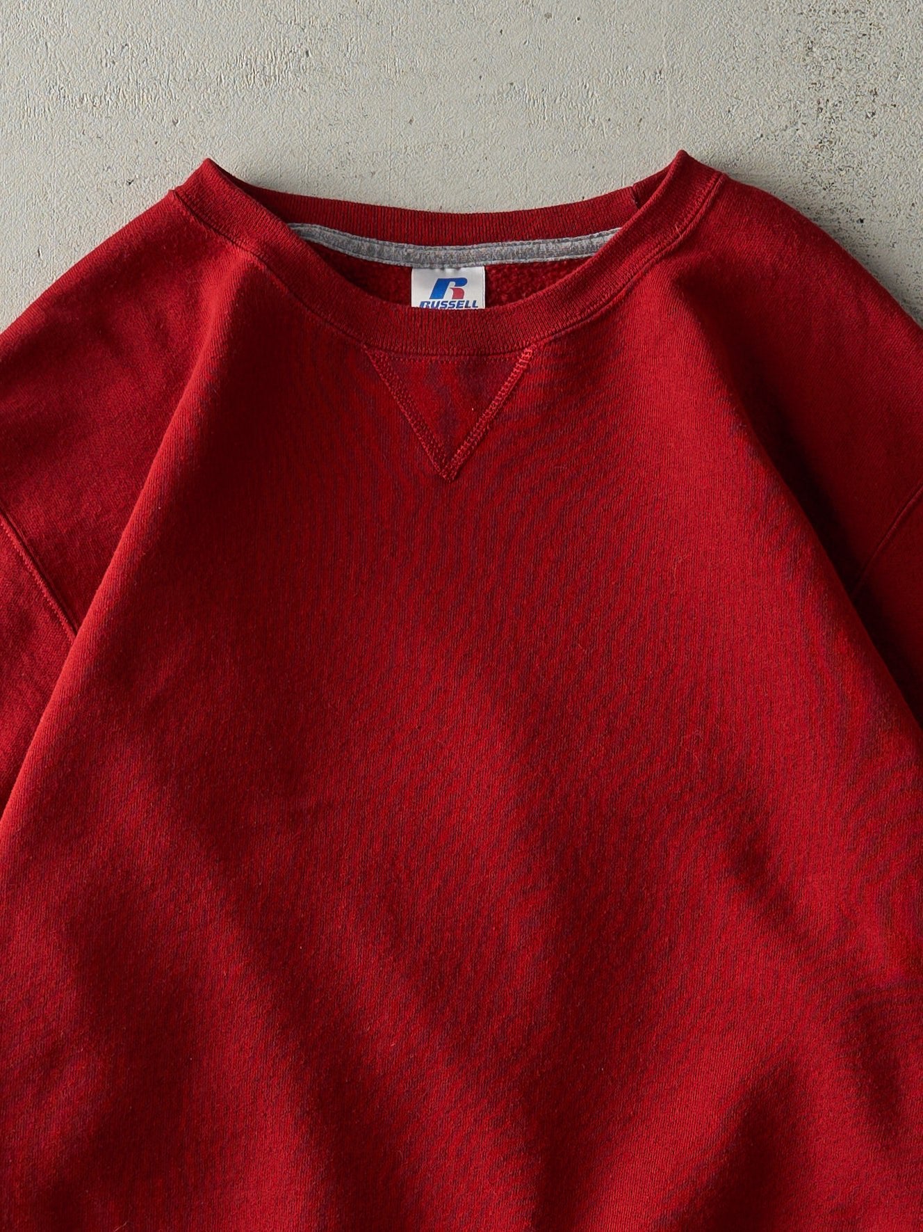 Vintage Y2K Cardinal Red Blank Russell Athletic Crewneck (L)