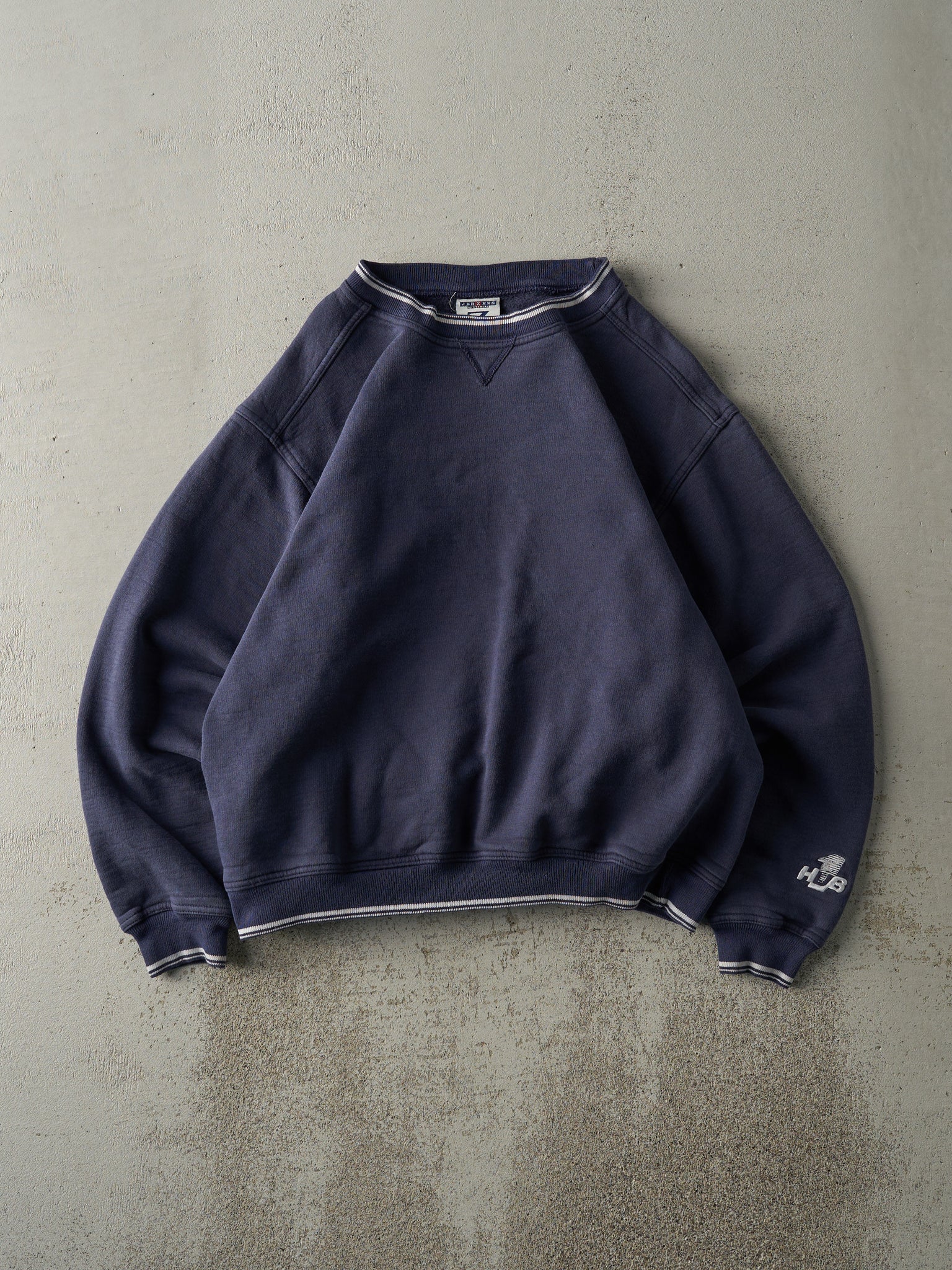 Vintage Y2K Navy Blue Embroidered One Hub Blank Crewneck (M)