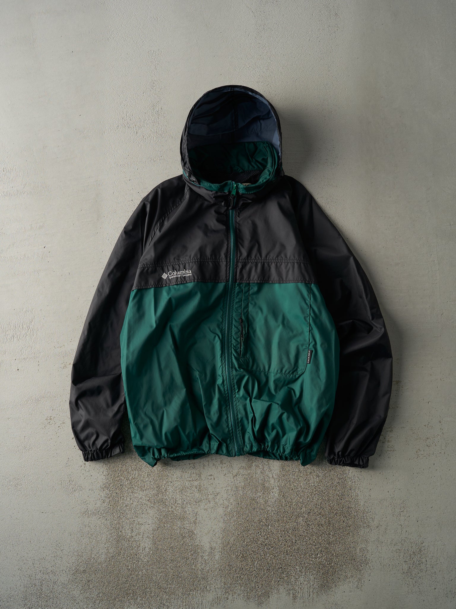 Vintage 90s Black & Green Columbia Windbreaker Jacket (M/L)