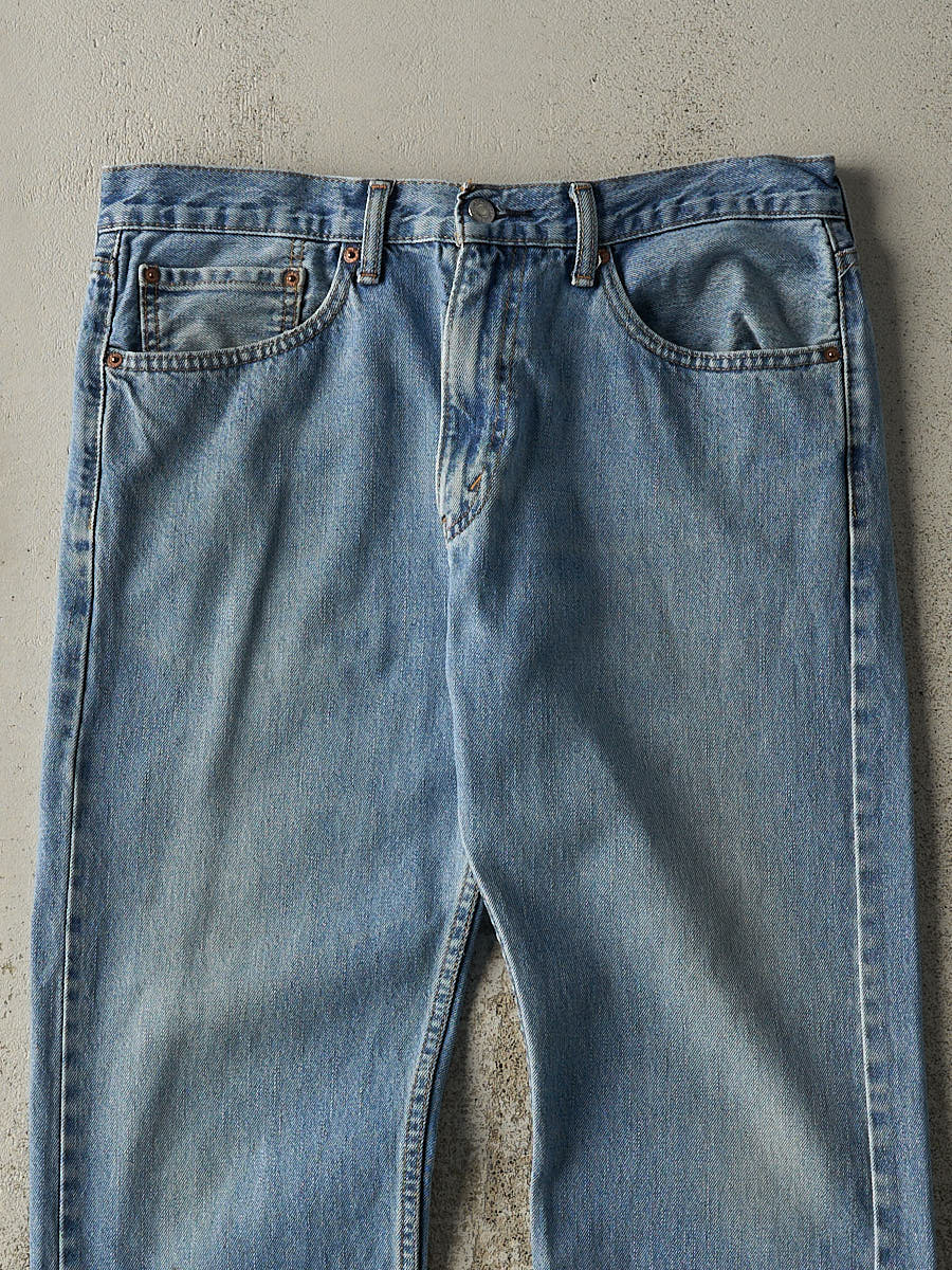 Vintage Y2K Mid Wash Levi's 505 Jeans (34x30)