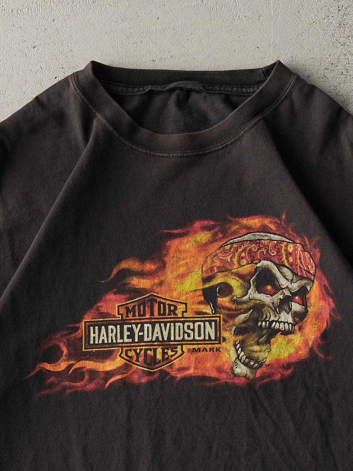 17' Black Windsor Ontario Harley Davidson Tee (L)