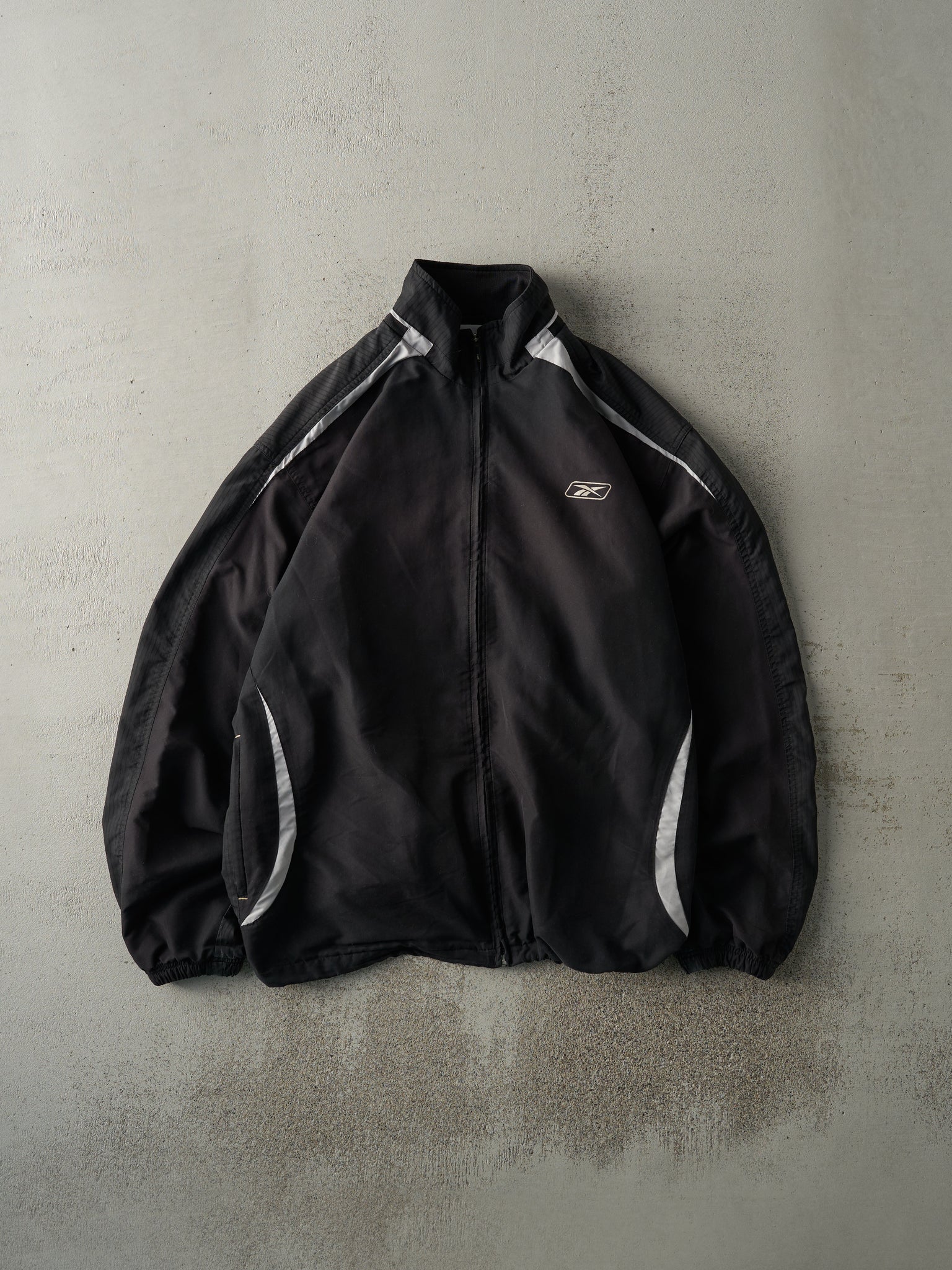 Vintage Y2K Black Reebok Windbreaker Jacket (M)