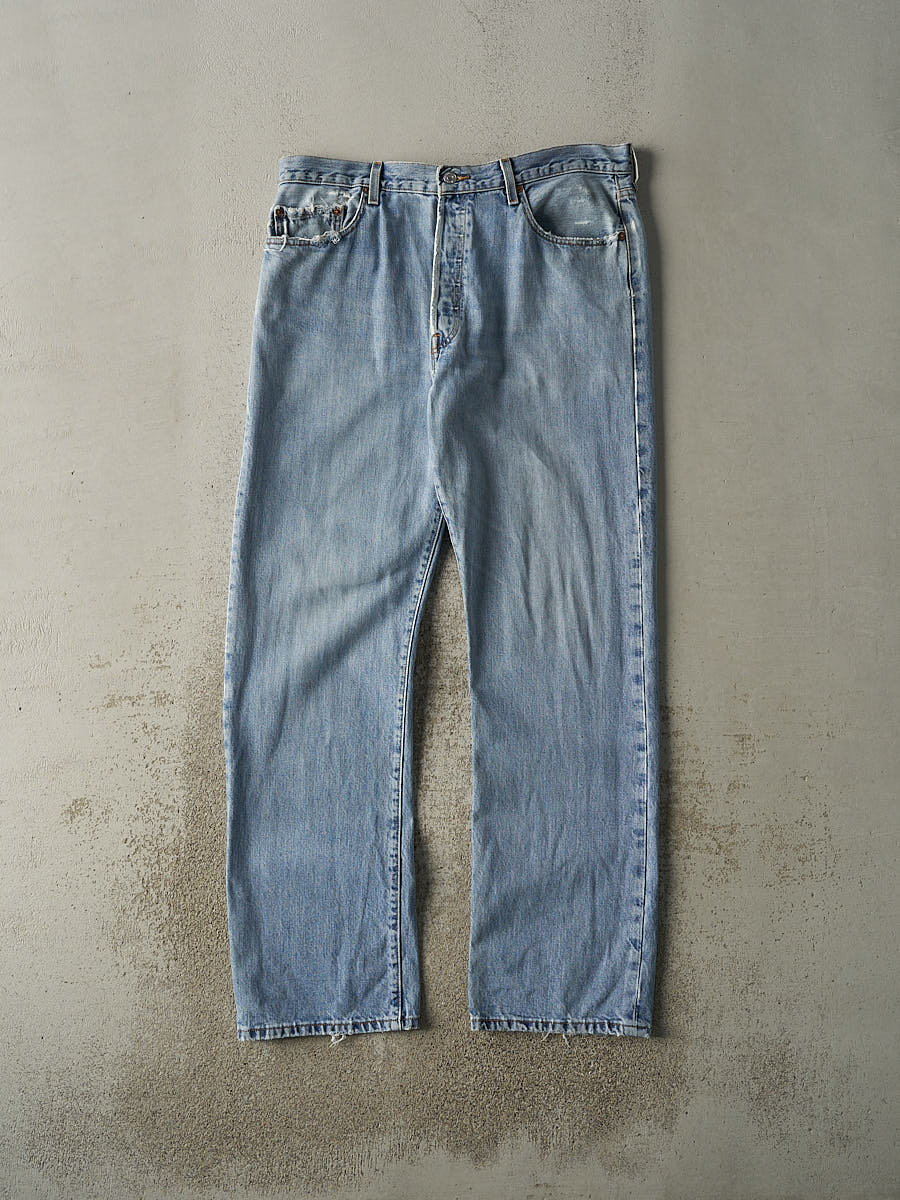 Vintage 90s Light Wash Levi's 501 Jeans (36x33)