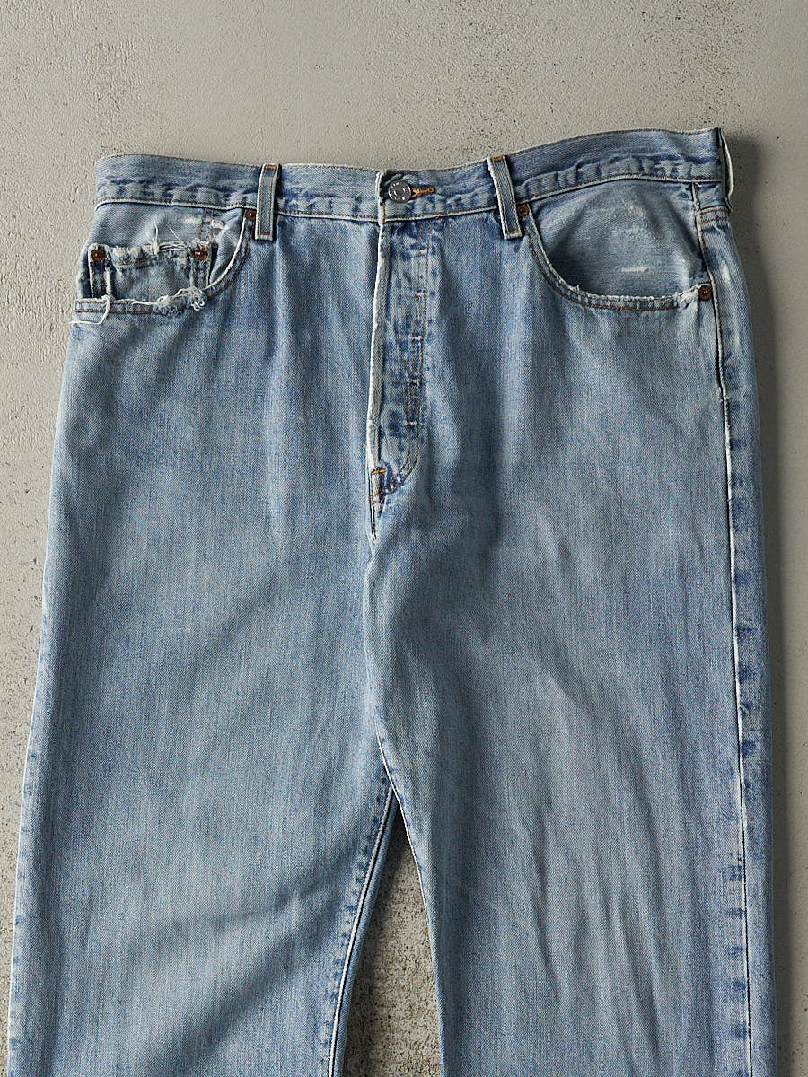 Vintage 90s Light Wash Levi's 501 Jeans (36x33)