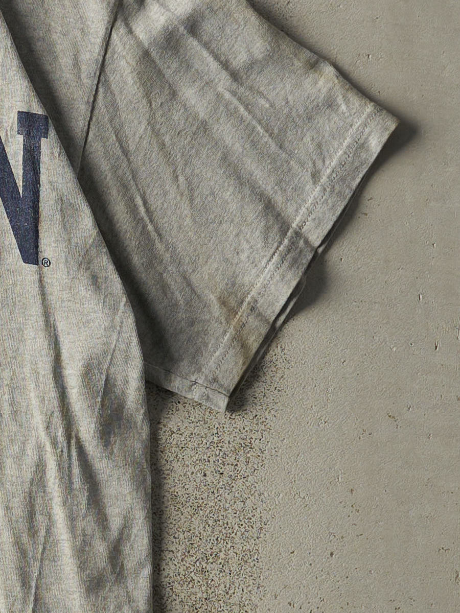 Vintage Y2K Grey University of Michigan Tee (S/M)