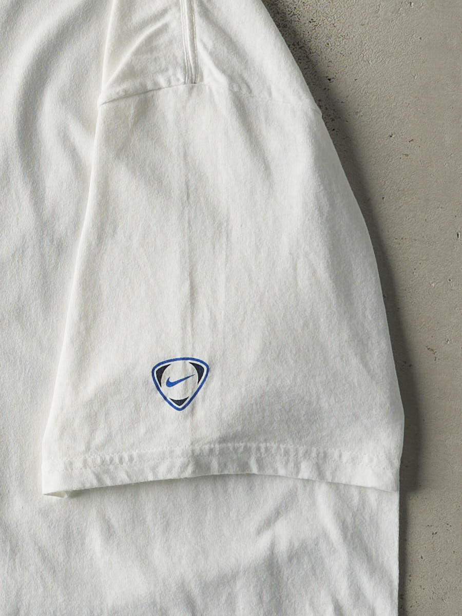 Vintage Y2K White Nike Inter Milan Soccer Tee (XL/XXL)
