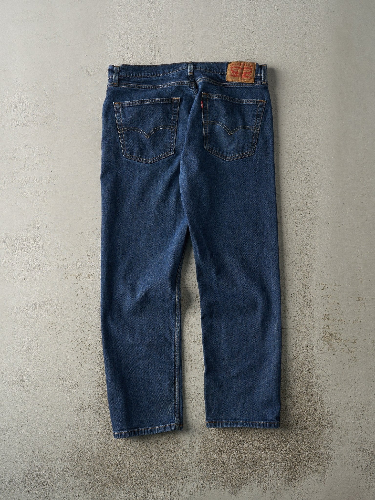 Vintage Y2K Dark Wash Levi's 505 Jeans (35x29)