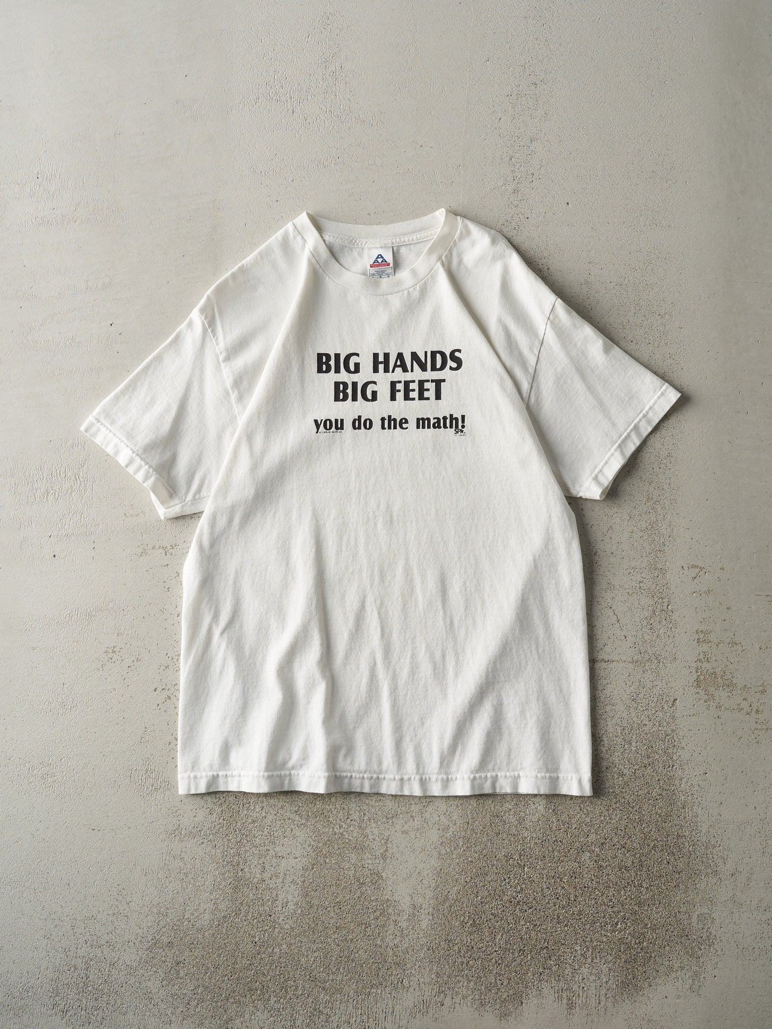 Vintage Y2K White "Big Hands, Big Feet..." Slogan Tee (M)