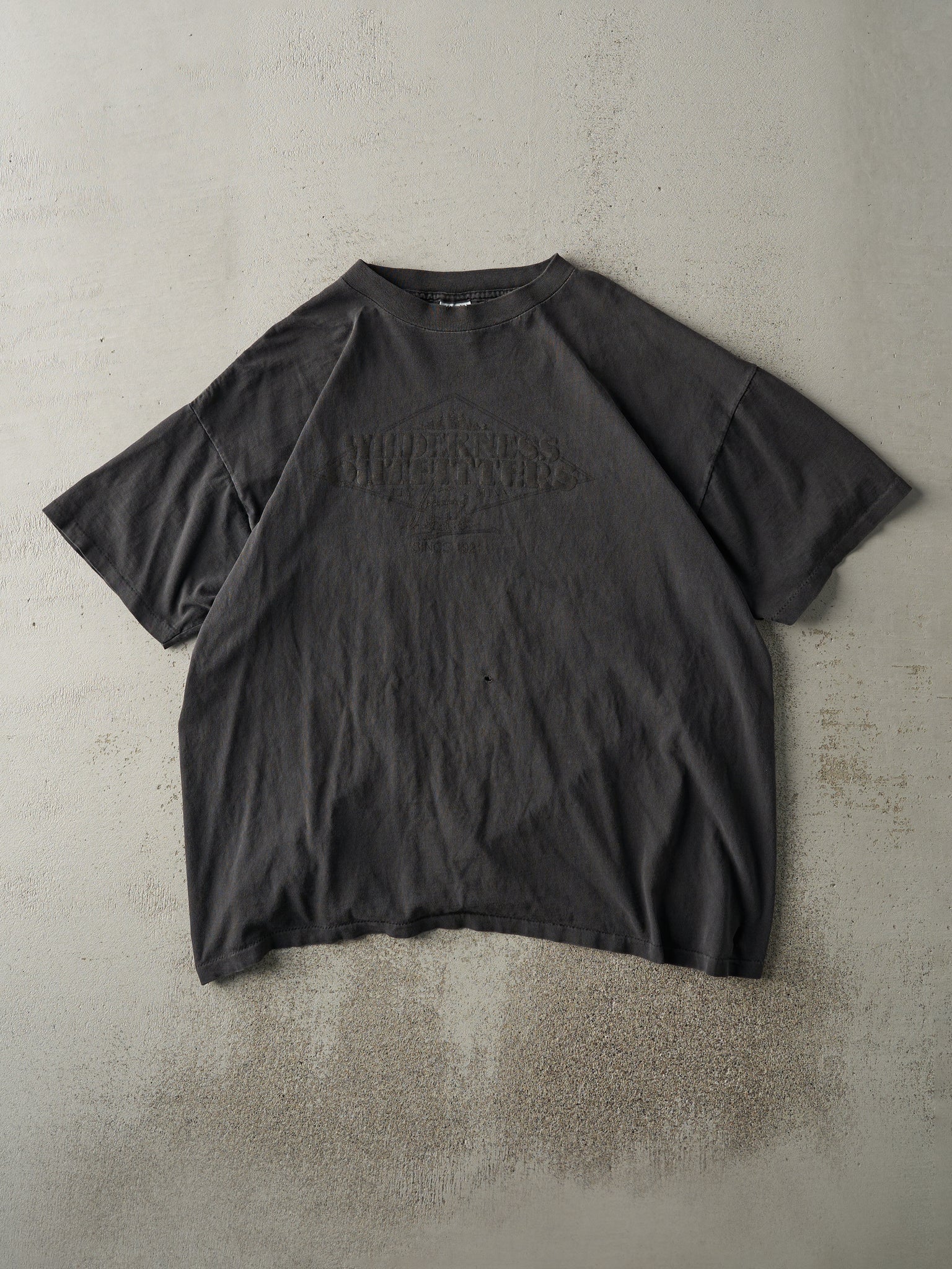 Vintage 90s Faded Back Wilderness Outfitters Single Stitch Tee (L)