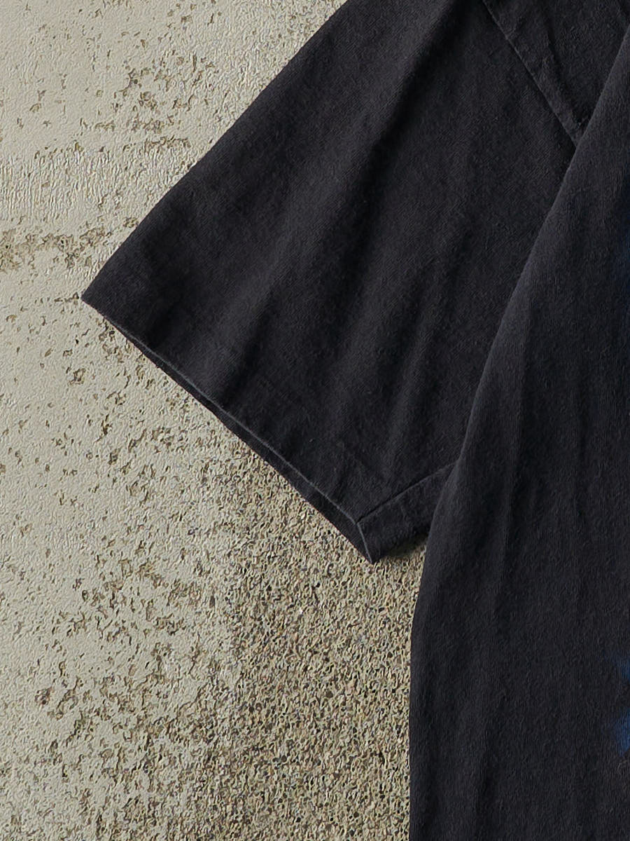 Vintage 90s Faded Black Wild Earth Single Stitch Tee (S/M)