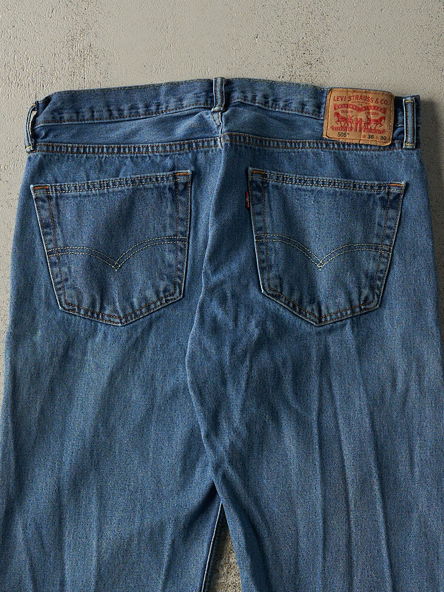 Vintage Y2K Mid Wash Levi's 505 Jeans (36x28.5)