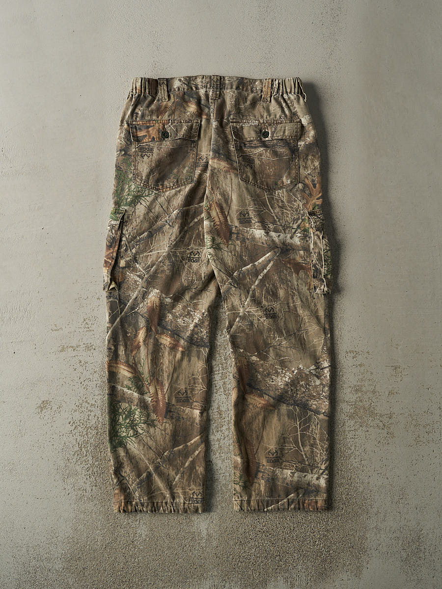 Vintage Y2K Camo Realtree Cargo Pants (35.5x31)