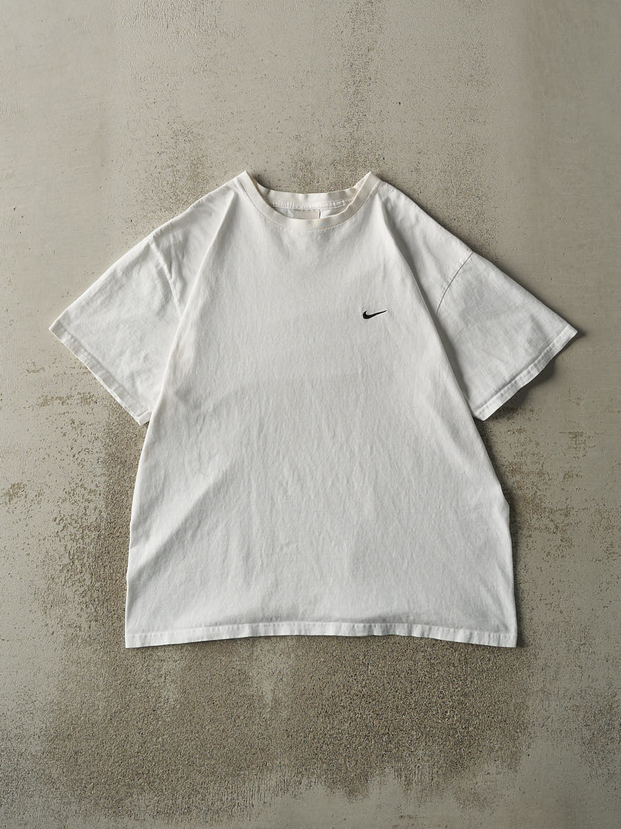 Vintage Y2K White Nike Embroidered Logo Tee (L)